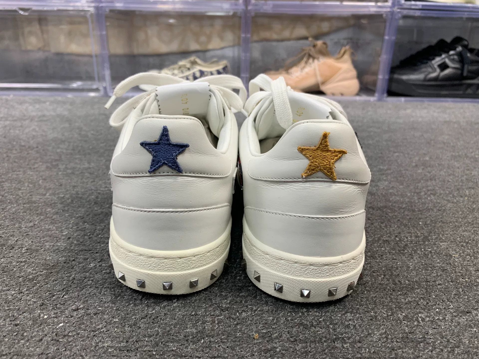 Valentino Valentino Lowtop Sneakers 7 Men Size US 7 / EU 40 - 5 Thumbnail