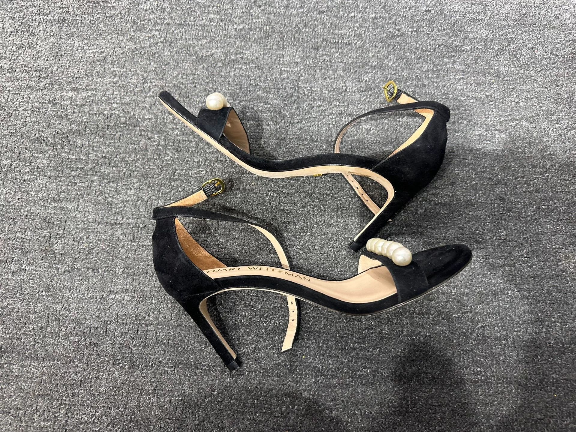 Stuart Weitzman Stuart Weitzman Black Sandals us_7 Women Size US 7 / IT 37 - 3 Thumbnail