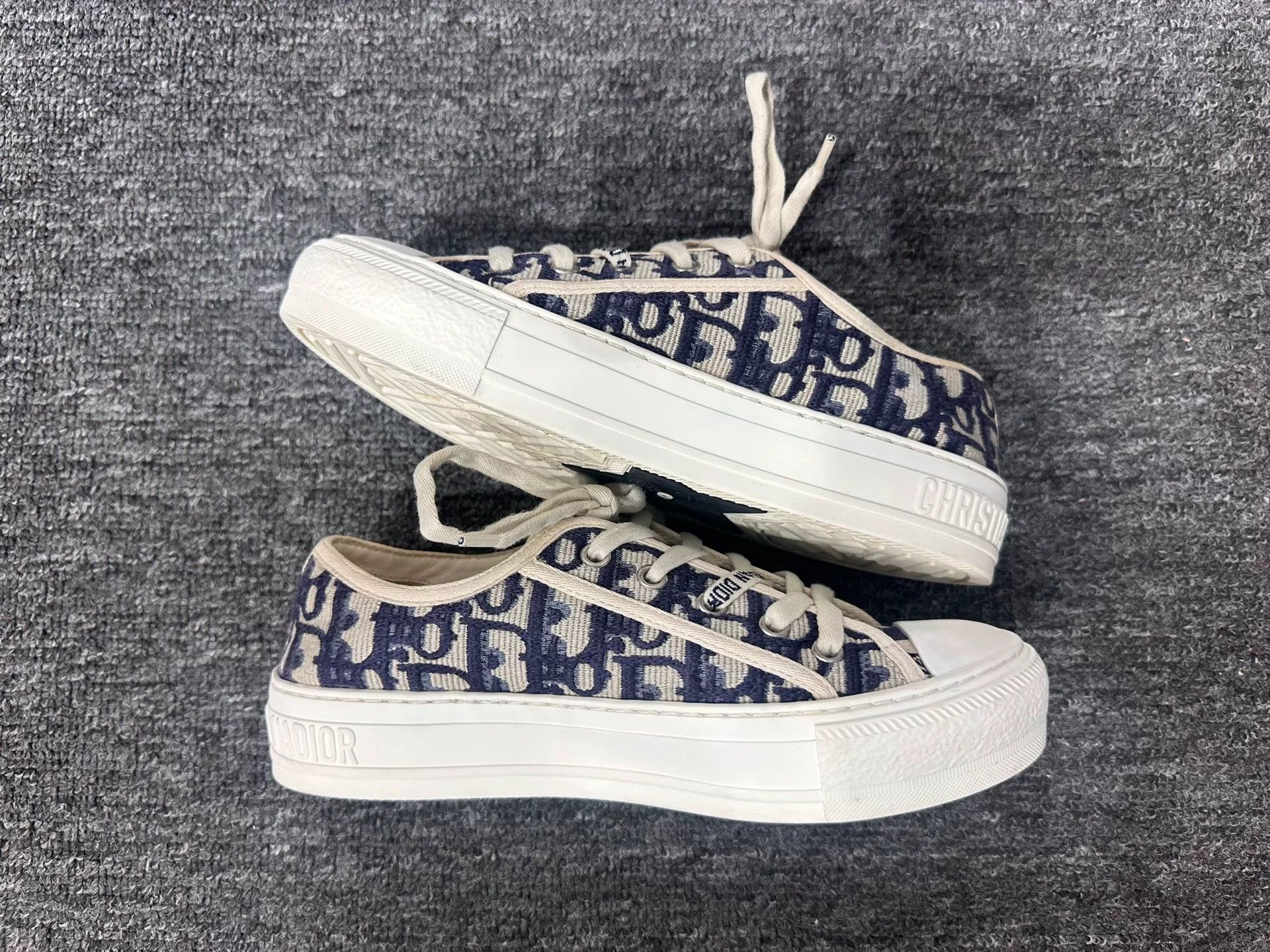 Dior Dior Retro Blue Lowtop Sneakers us_5 Women Size US 5 / IT 35 - 3 Thumbnail