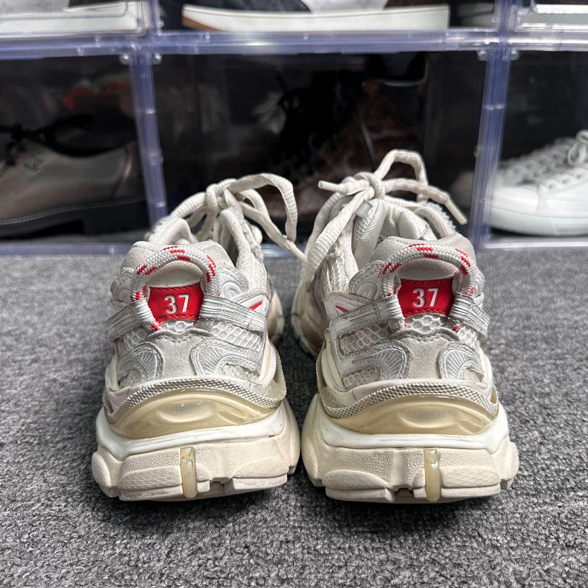 Balenciaga Balenciaga Running Red Lowtop Sneakers us_7 Women Size US 7 / IT 37 - 5 Thumbnail