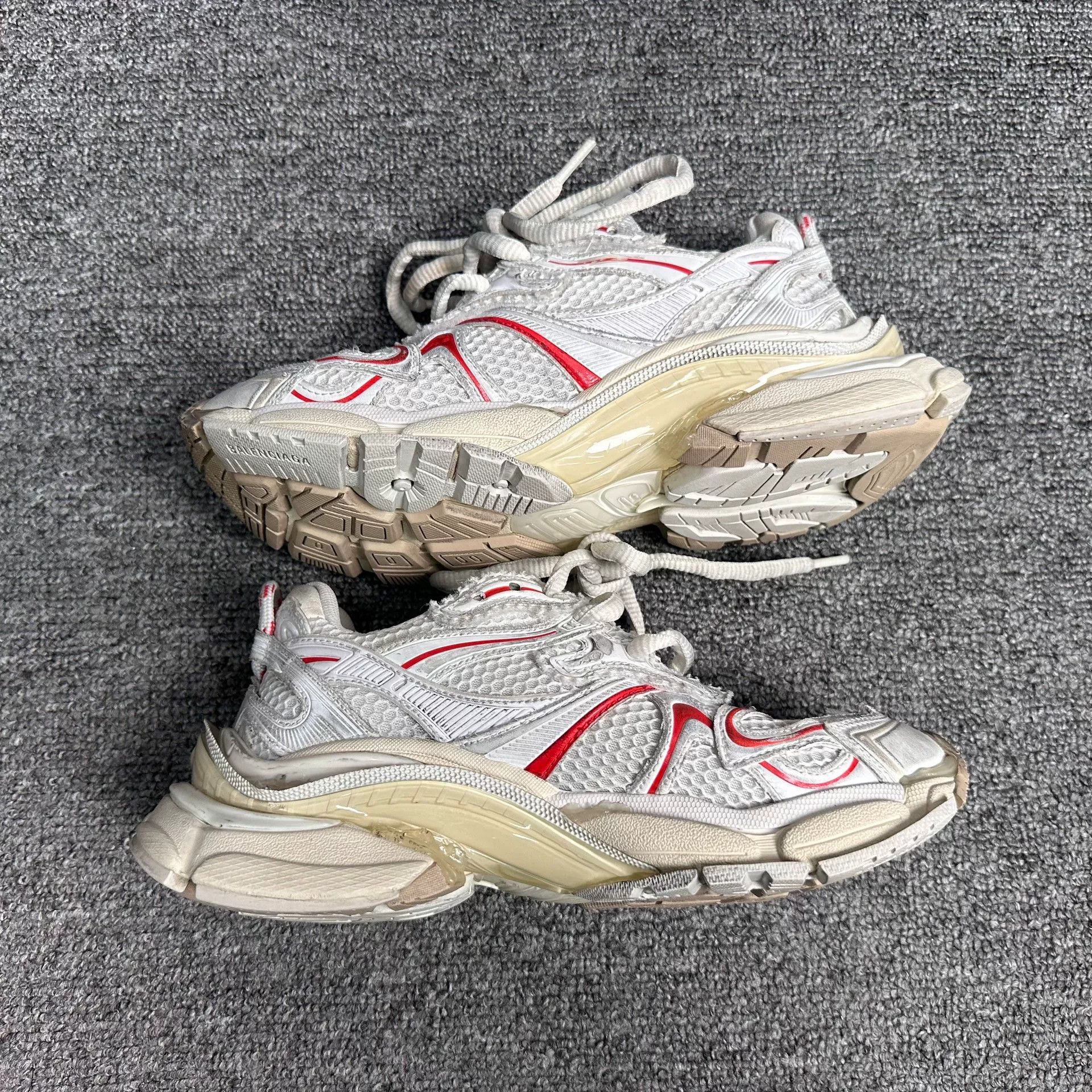 Balenciaga Balenciaga Running Red Lowtop Sneakers us_7 Women Size US 7 / IT 37 - 3 Thumbnail