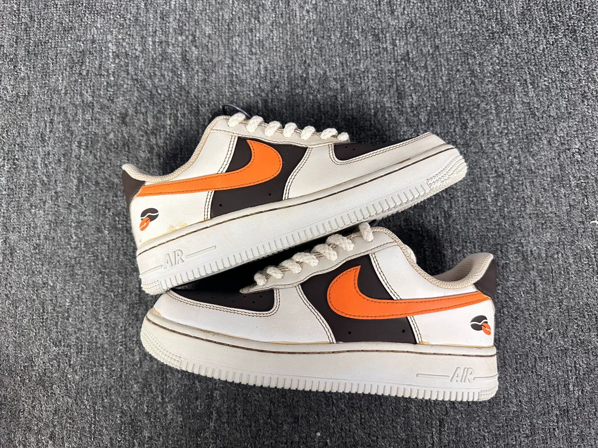 Nike Nike Brown Lowtop Sneakers 5.5 Men Size US 5.5 / EU 38 - 2 Thumbnail