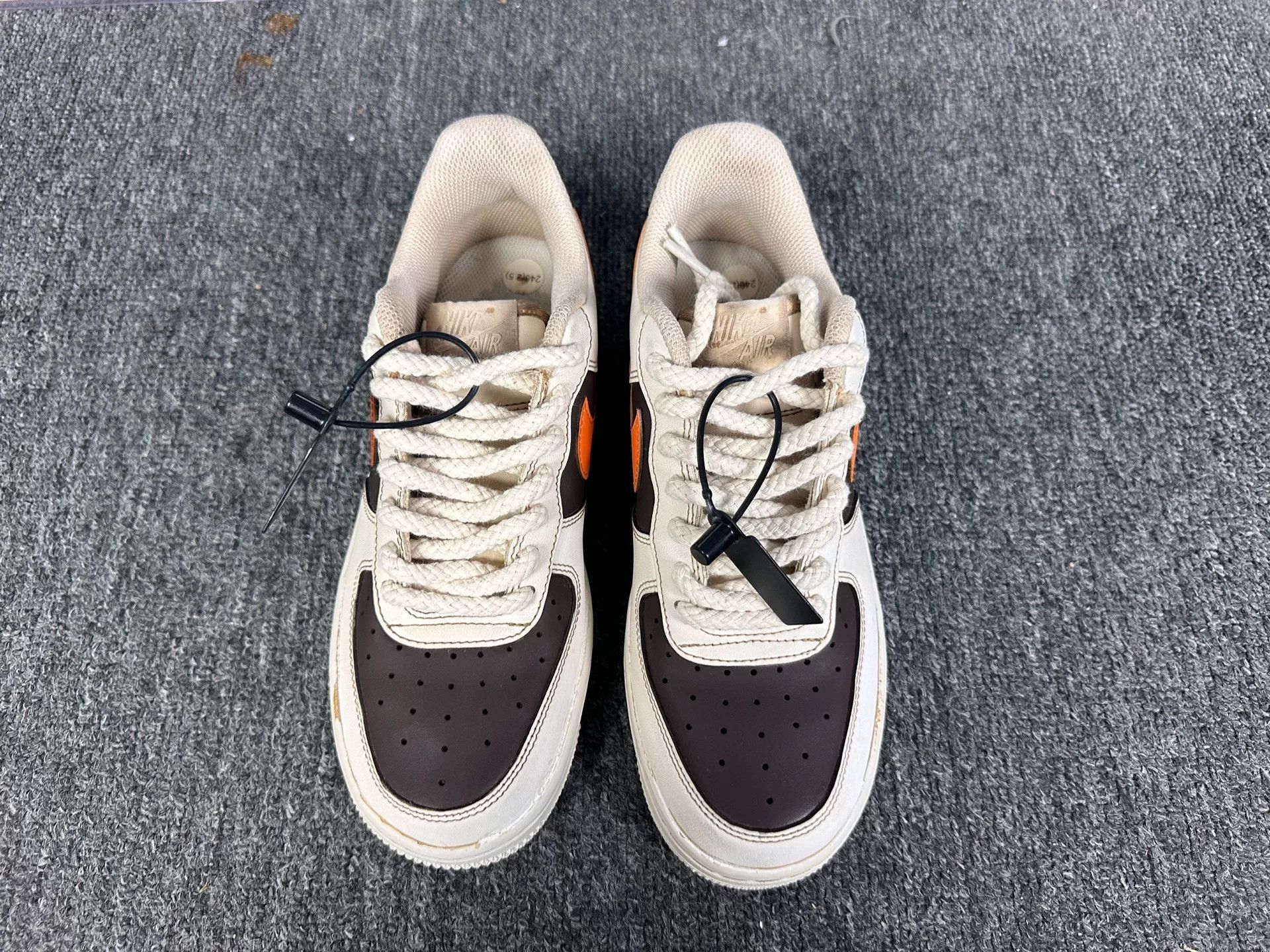 Nike Nike Brown Lowtop Sneakers 5.5 Men Size US 5.5 / EU 38 - 4 Thumbnail