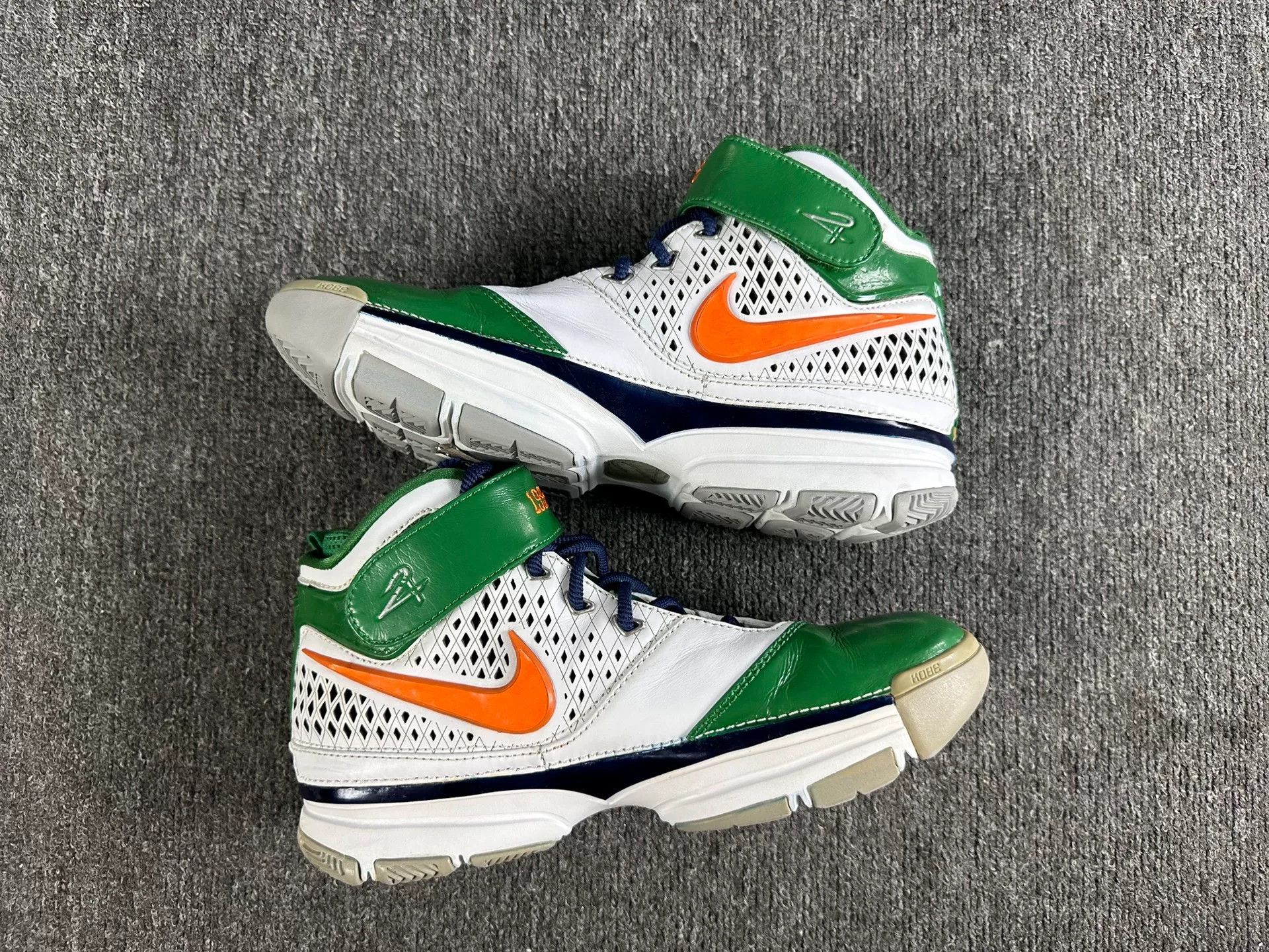 Nike Nike KOBE Green Lowtop Sneakers 9 Men Size US 9 / EU 42 - 3 Thumbnail