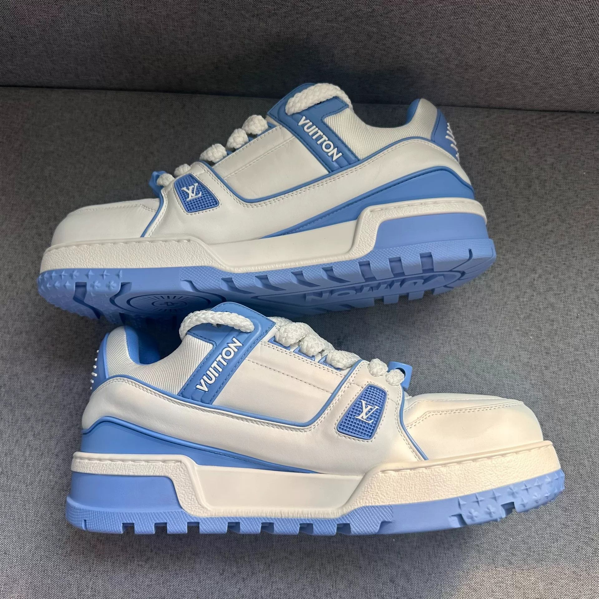 Louis Vuitton Louis Vuitton Training Blue Lowtop Sneakers 10 Men Size US 10 / EU 43 - 3 Thumbnail