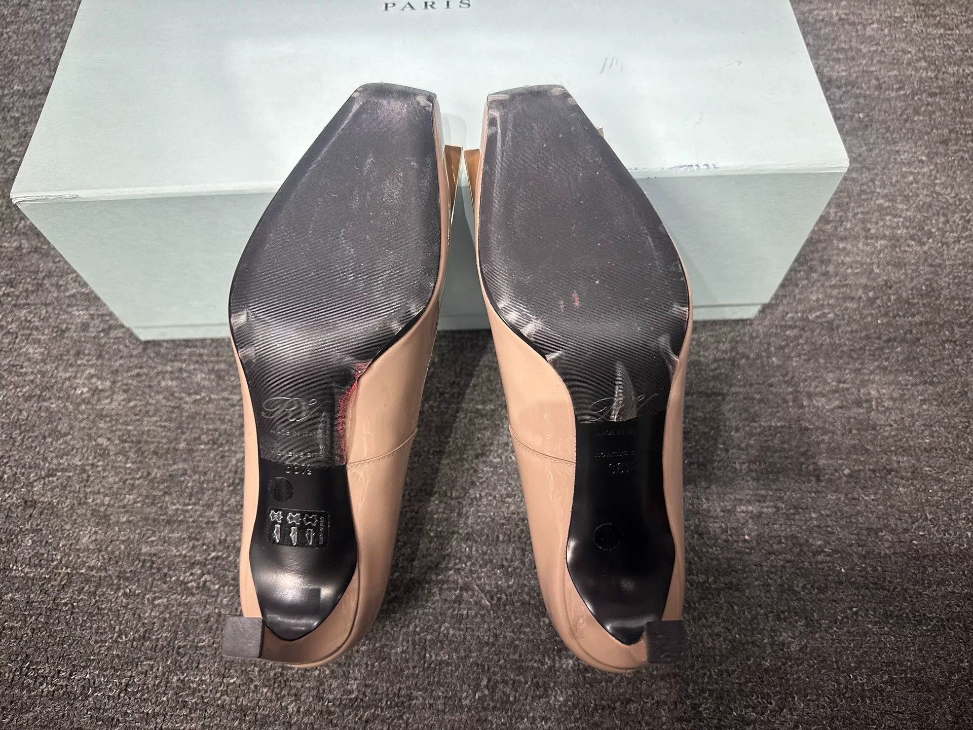Roger Vivier Roger Vivier Retro Gray Lowtop Sneakers us_7 Women Size US 7 / IT 37 - 6 Thumbnail
