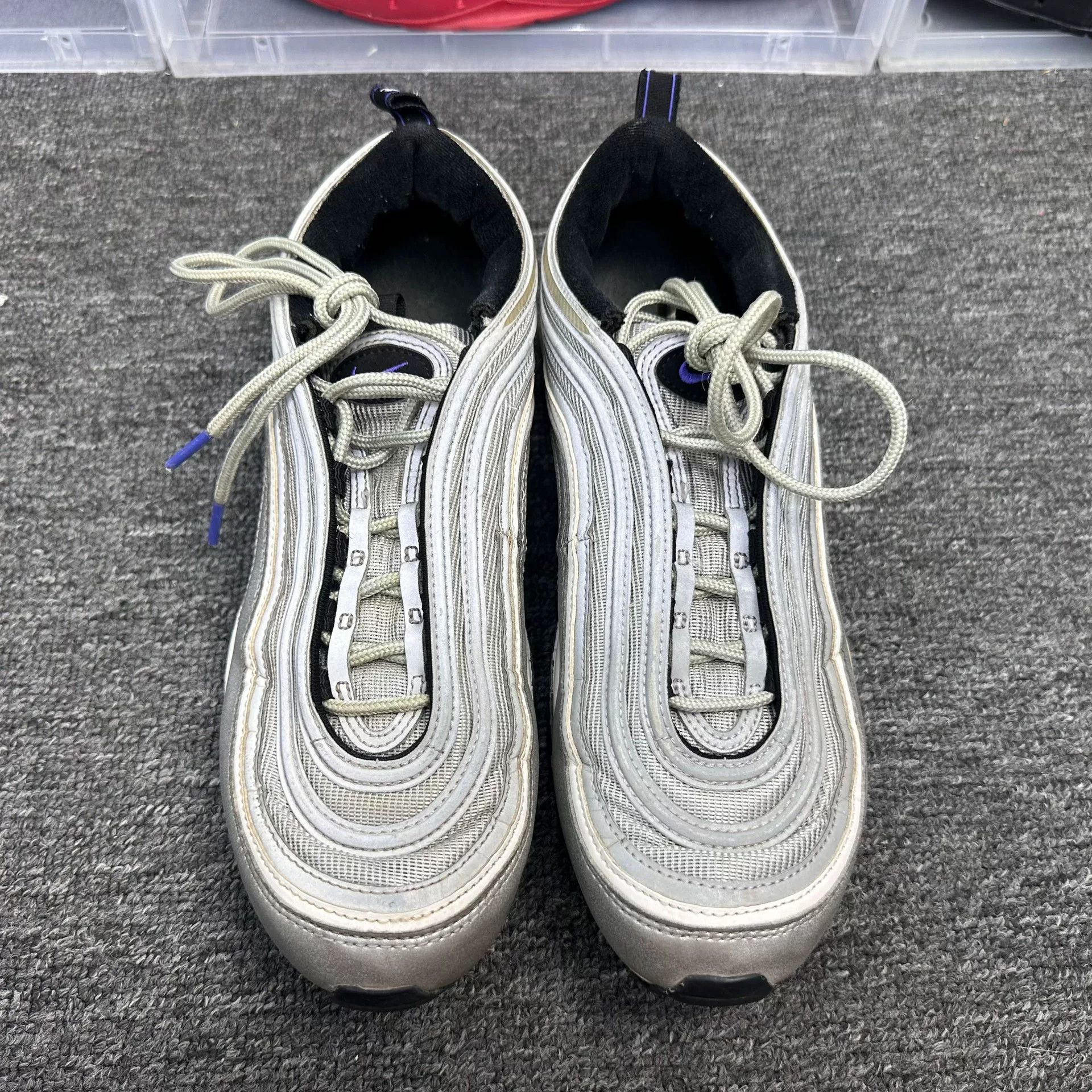 Nike Nike AIR MAX Silver Lowtop Sneakers 11 Men Size US 11 / EU 44 - 4 Thumbnail