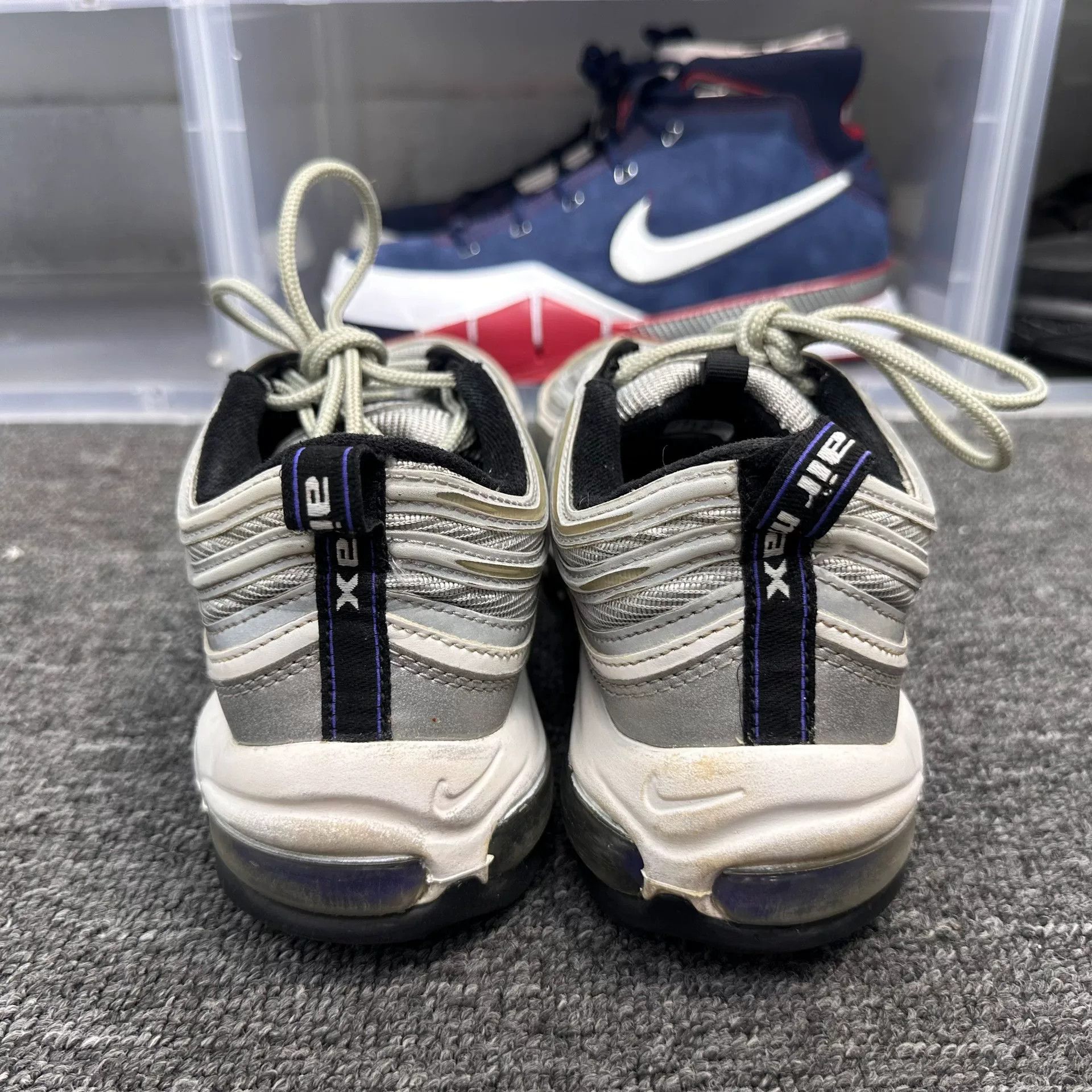 Nike Nike AIR MAX Silver Lowtop Sneakers 11 Men Size US 11 / EU 44 - 5 Thumbnail