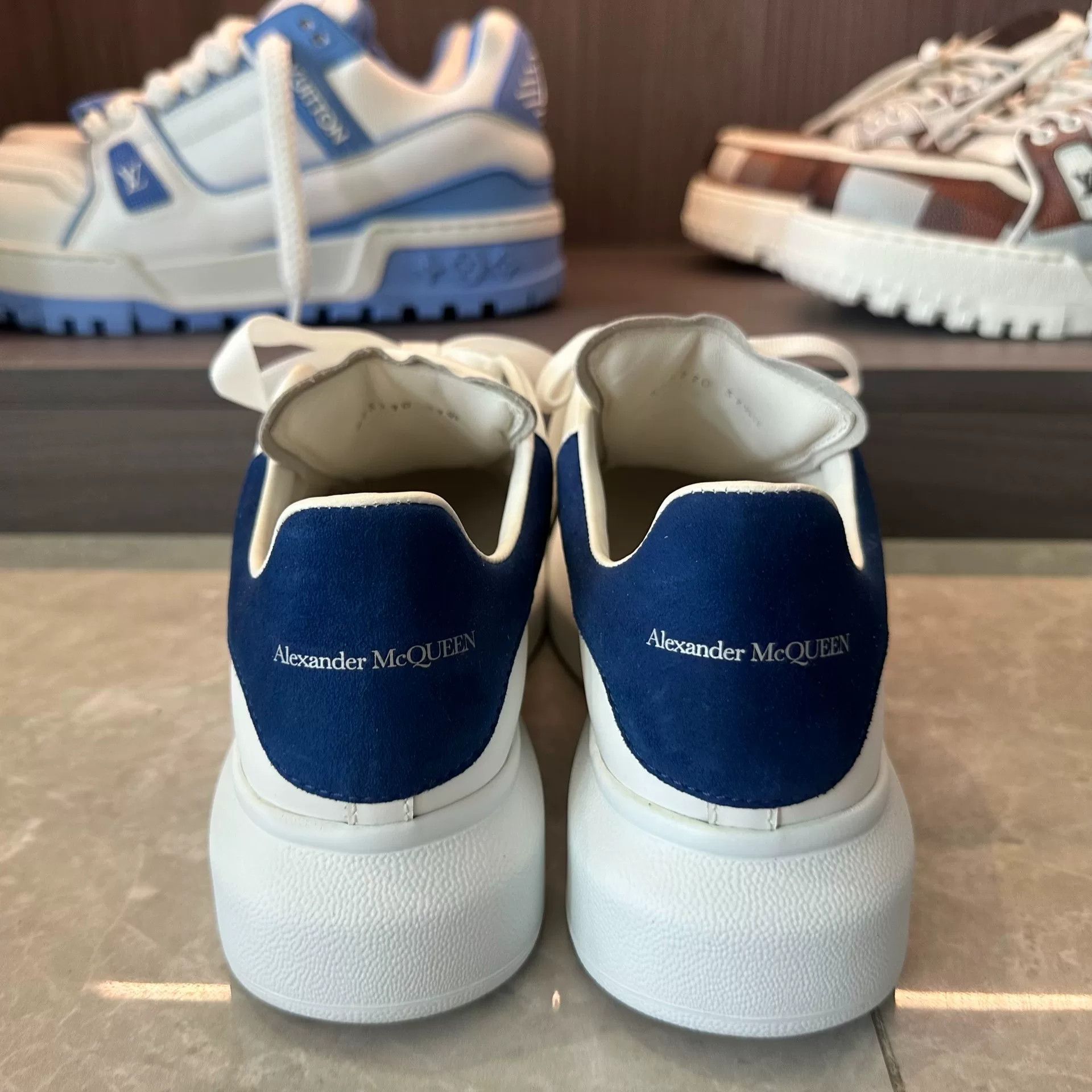 Alexander McQueen Alexander McQueen Blue Lowtop Sneakers us_7 Women Size US 7 / IT 37 - 5 Thumbnail