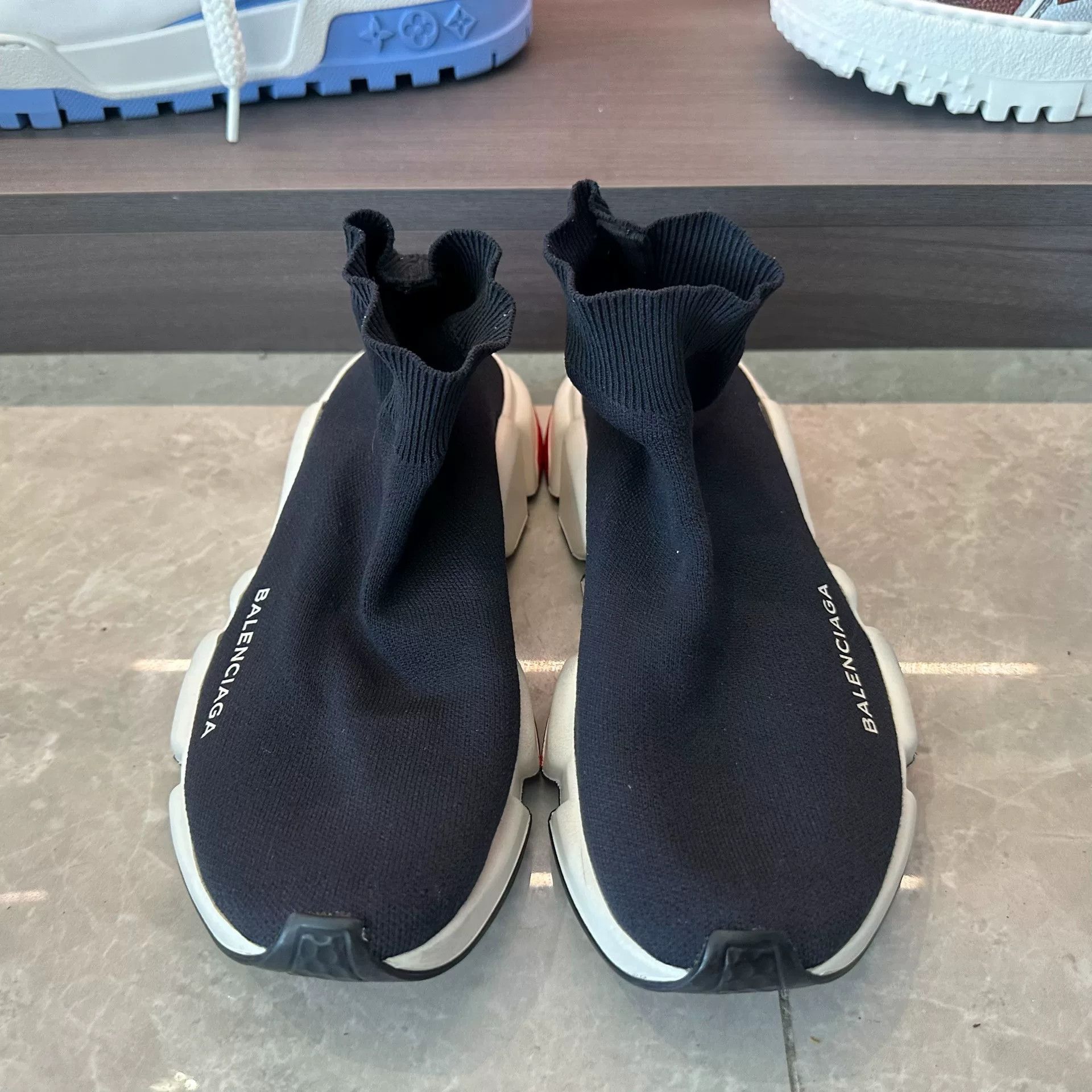 Balenciaga Balenciaga Black Hitop Sneakers us_7 Women Size US 7 / IT 37 - 4 Thumbnail