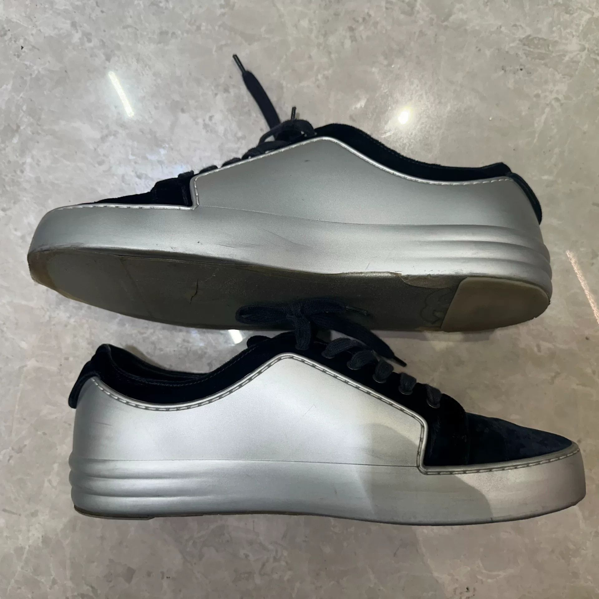 Chanel Chanel Velvet Blue Lowtop Sneakers 9 Men Size US 9 / EU 42 - 3 Thumbnail