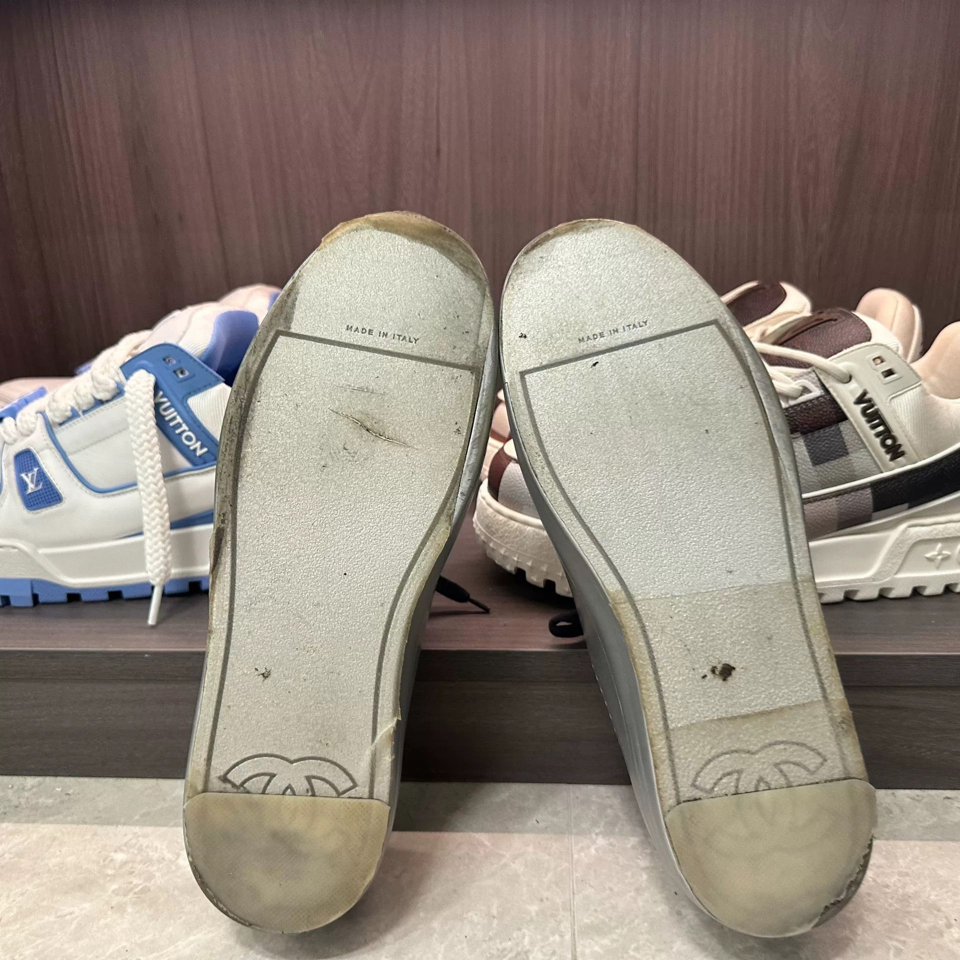 Chanel Chanel Velvet Blue Lowtop Sneakers 9 Men Size US 9 / EU 42 - 6 Thumbnail