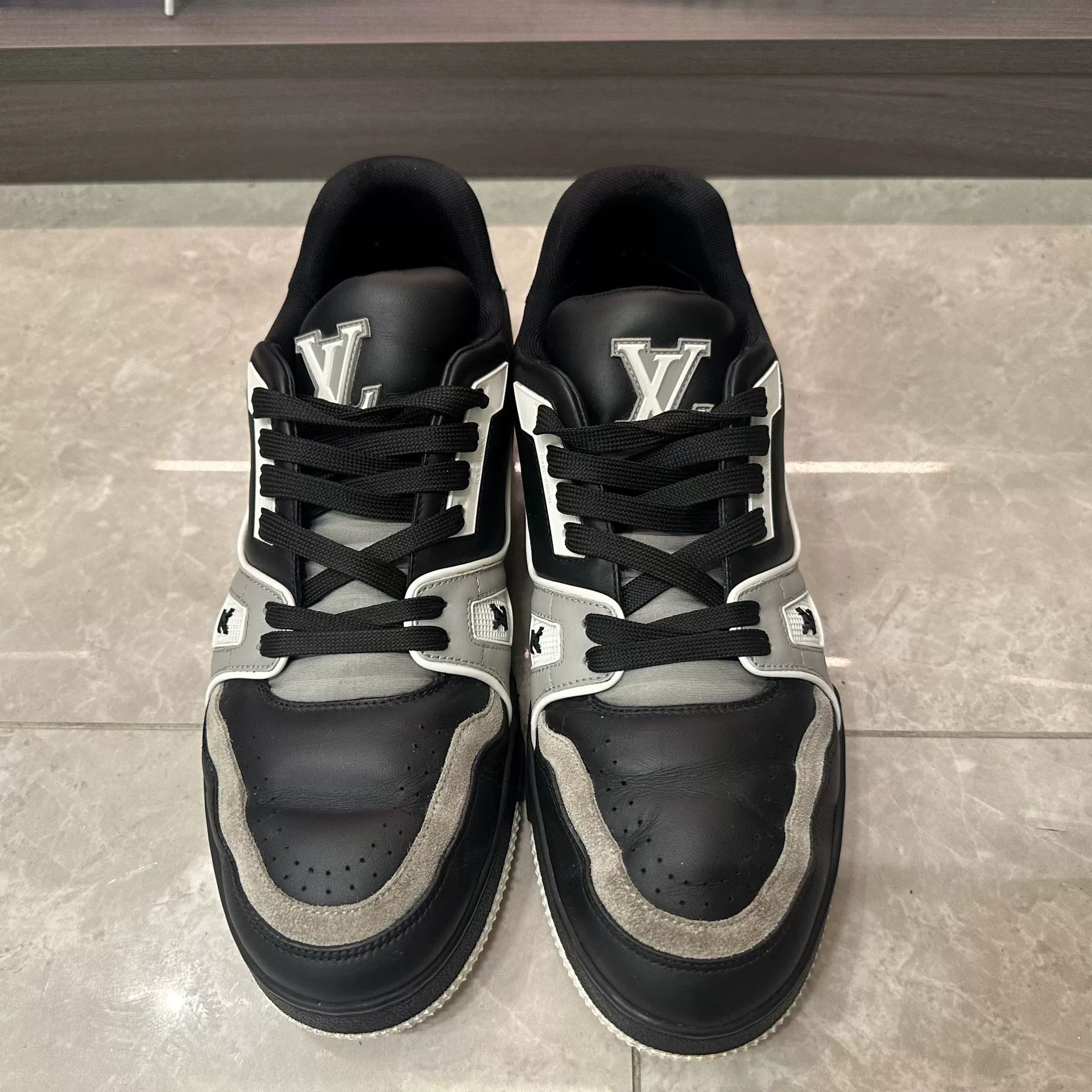 Louis Vuitton Louis Vuitton Training Gray Lowtop Sneakers 8 Men Size US 8 / EU 41 - 4 Thumbnail