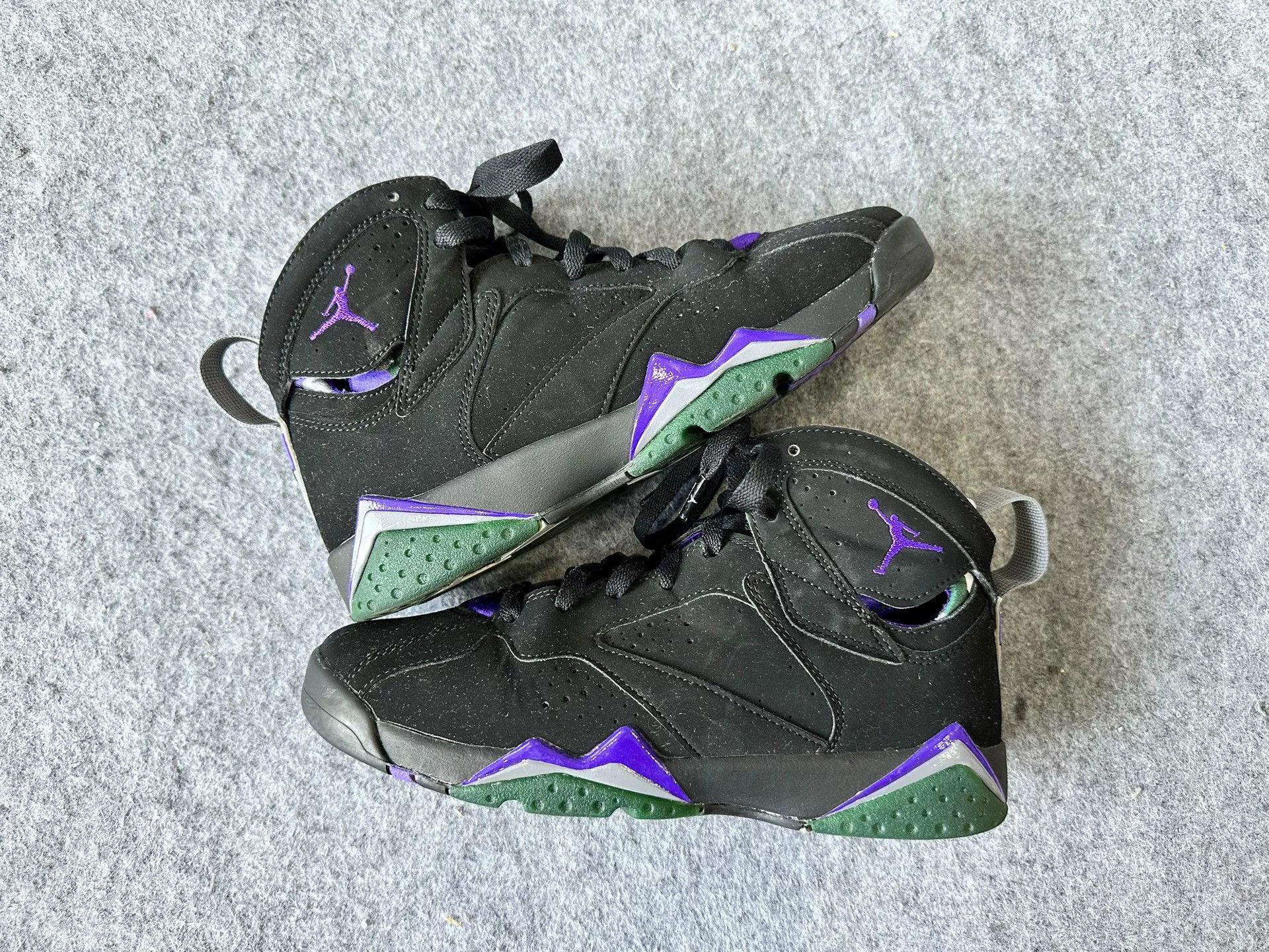 Nike Nike AIR JORDAN Purple Lowtop Sneakers 5.5 Men Size US 5.5 / EU 38 - 2 Thumbnail