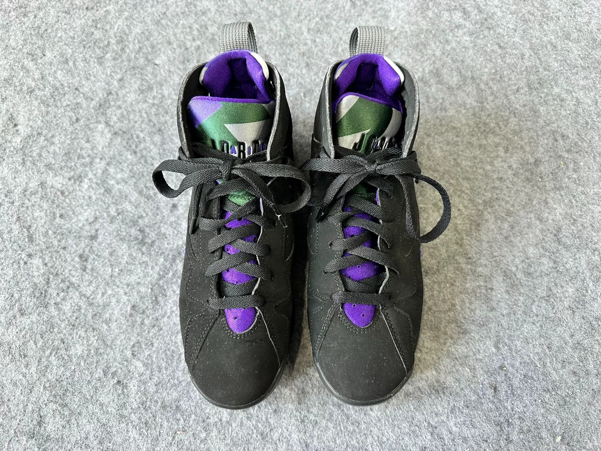 Nike Nike AIR JORDAN Purple Lowtop Sneakers 5.5 Men Size US 5.5 / EU 38 - 4 Thumbnail