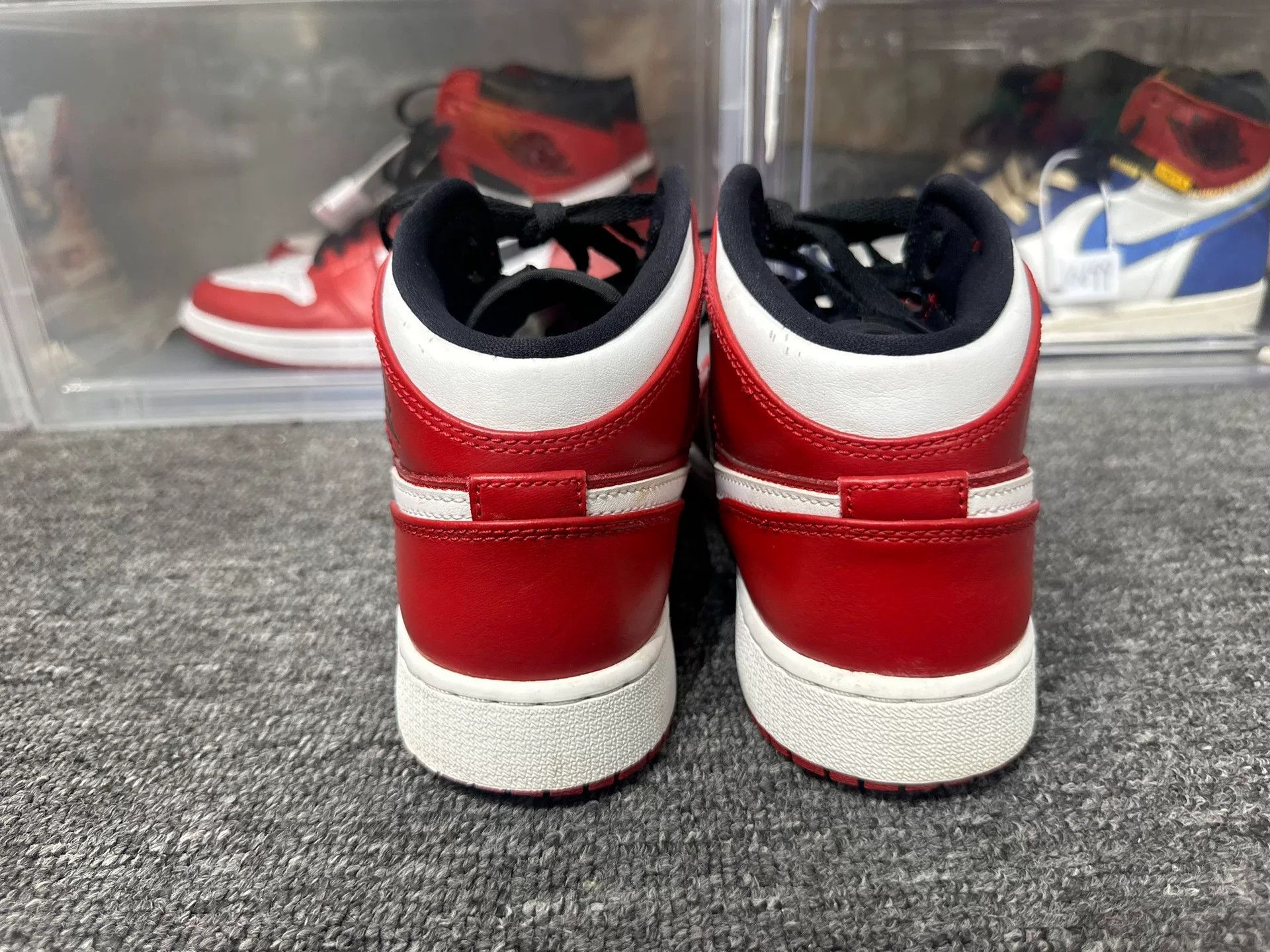 Nike Nike Red Lowtop Sneakers 5.5 Men Size US 5.5 / EU 38 - 5 Thumbnail