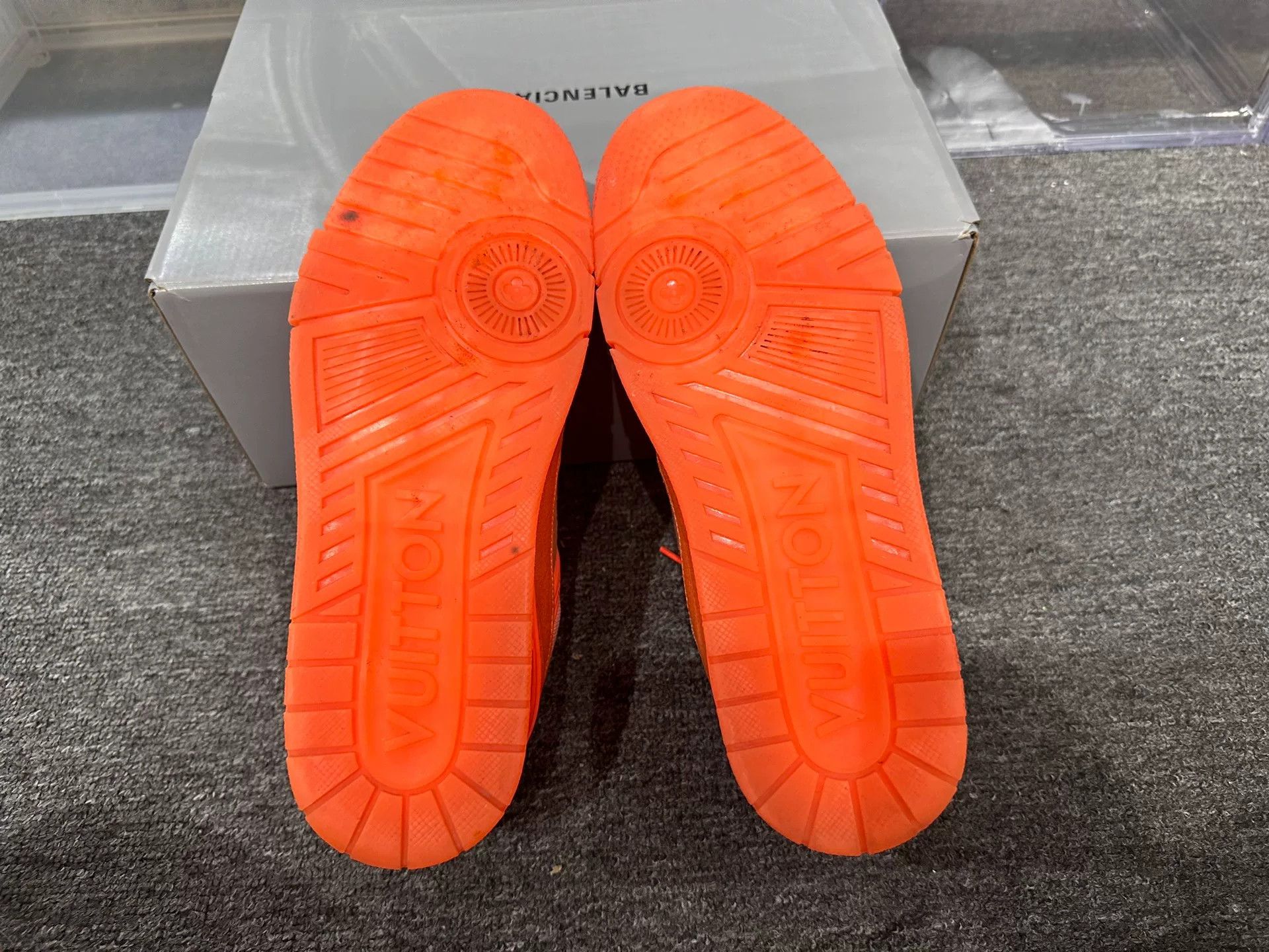 Louis Vuitton Louis Vuitton Training Orange Lowtop Sneakers 8 Men Size US 8 / EU 41 - 6 Thumbnail