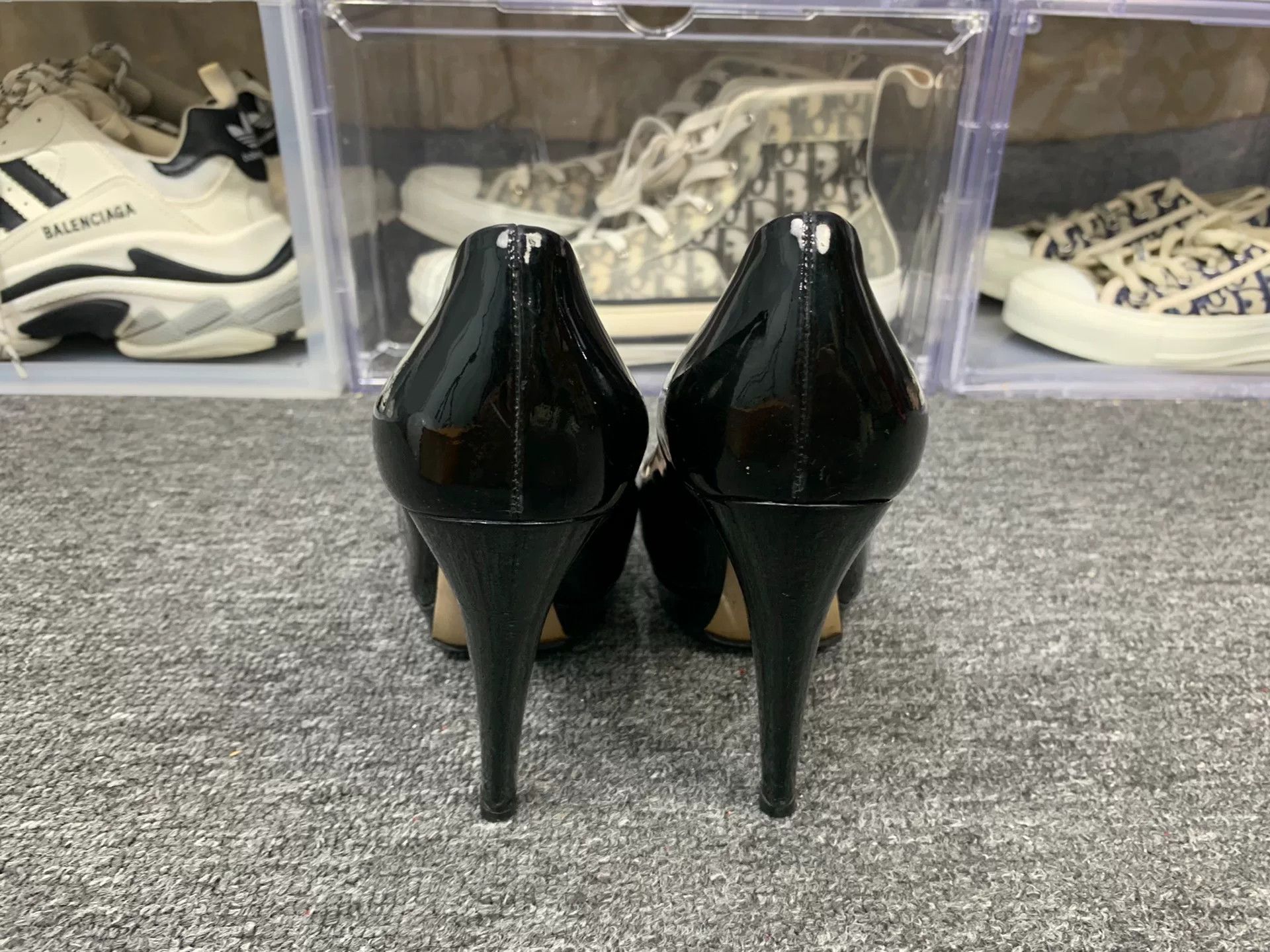 Miu Miu Miu Miu Patent Lowtop Sneakers us_6 Women Size US 6 / IT 36 - 5 Thumbnail