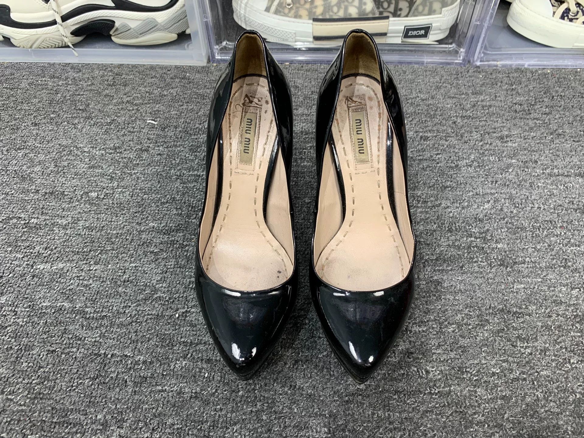 Miu Miu Miu Miu Patent Lowtop Sneakers us_6 Women Size US 6 / IT 36 - 4 Thumbnail