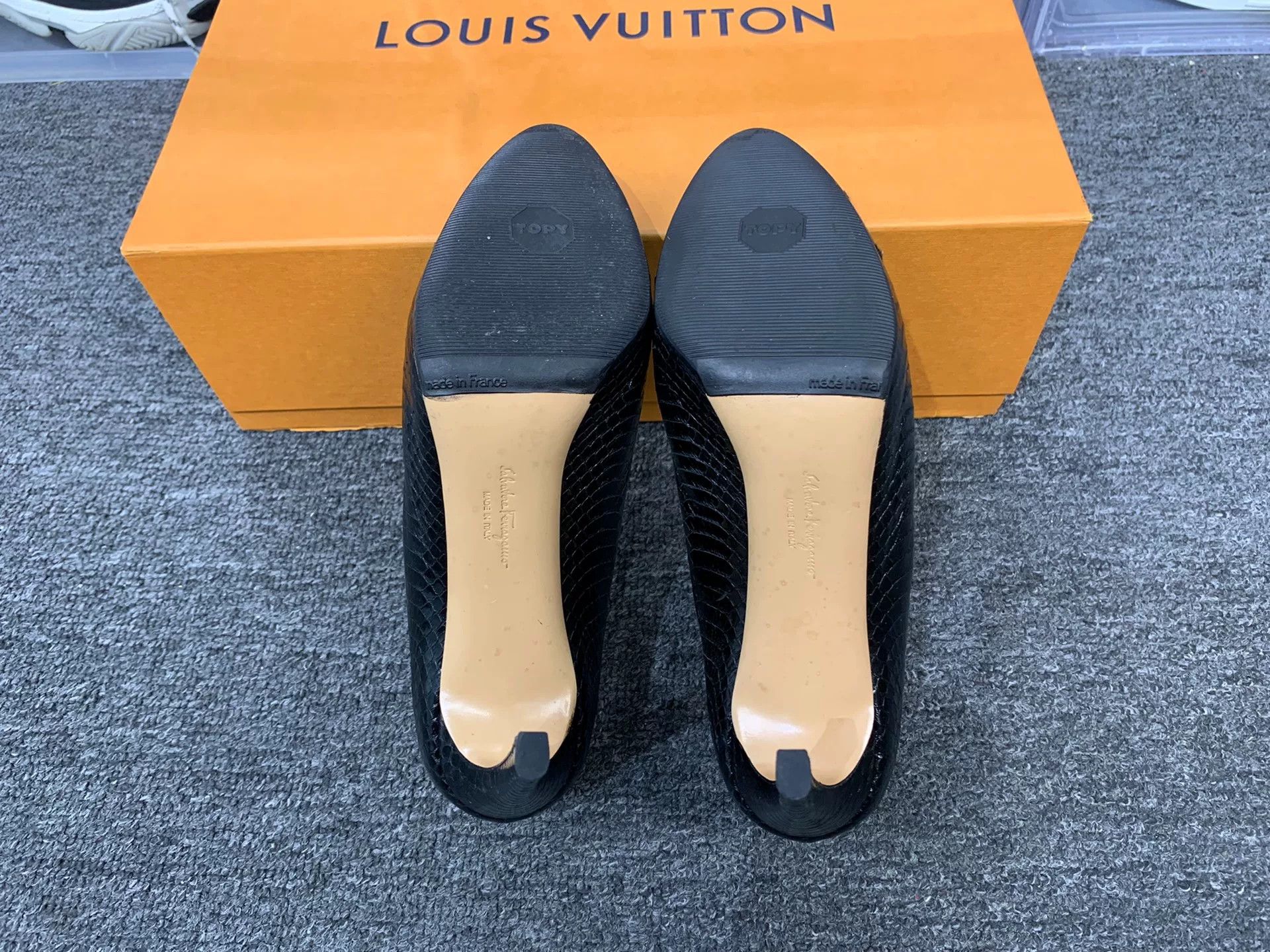Salvatore Ferragamo Salvatore Ferragamo Lowtop Sneakers us_6 Women Size US 6 / IT 36 - 6 Thumbnail
