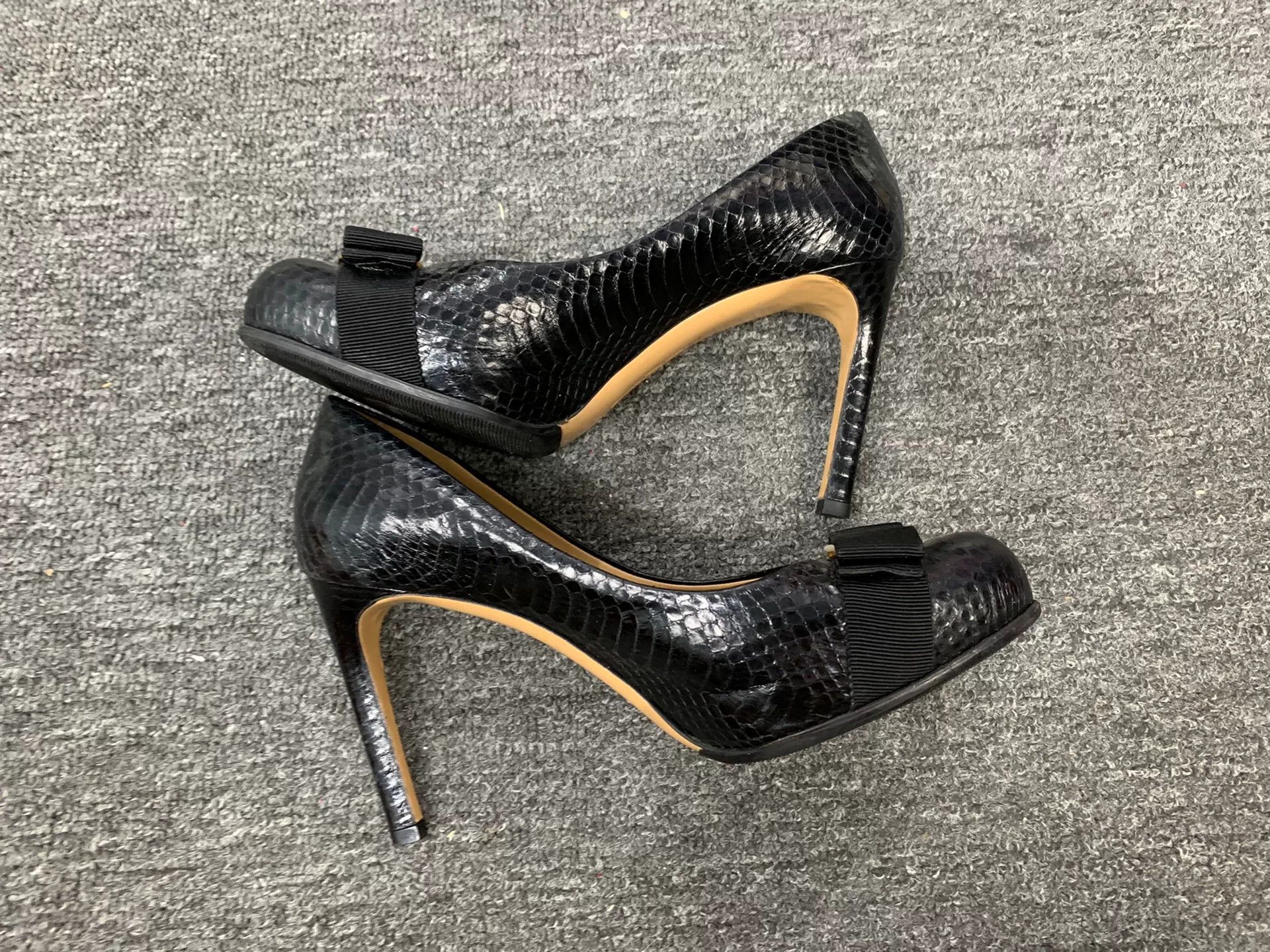 Salvatore Ferragamo Salvatore Ferragamo Lowtop Sneakers us_6 Women Size US 6 / IT 36 - 3 Thumbnail