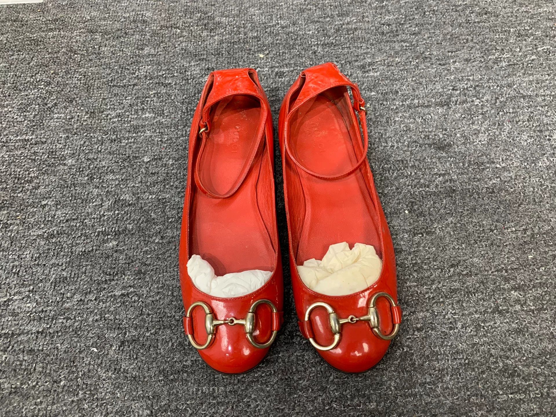 Gucci Gucci Patent Red Lowtop Sneakers us_5 Women Size US 5 / IT 35 - 4 Thumbnail