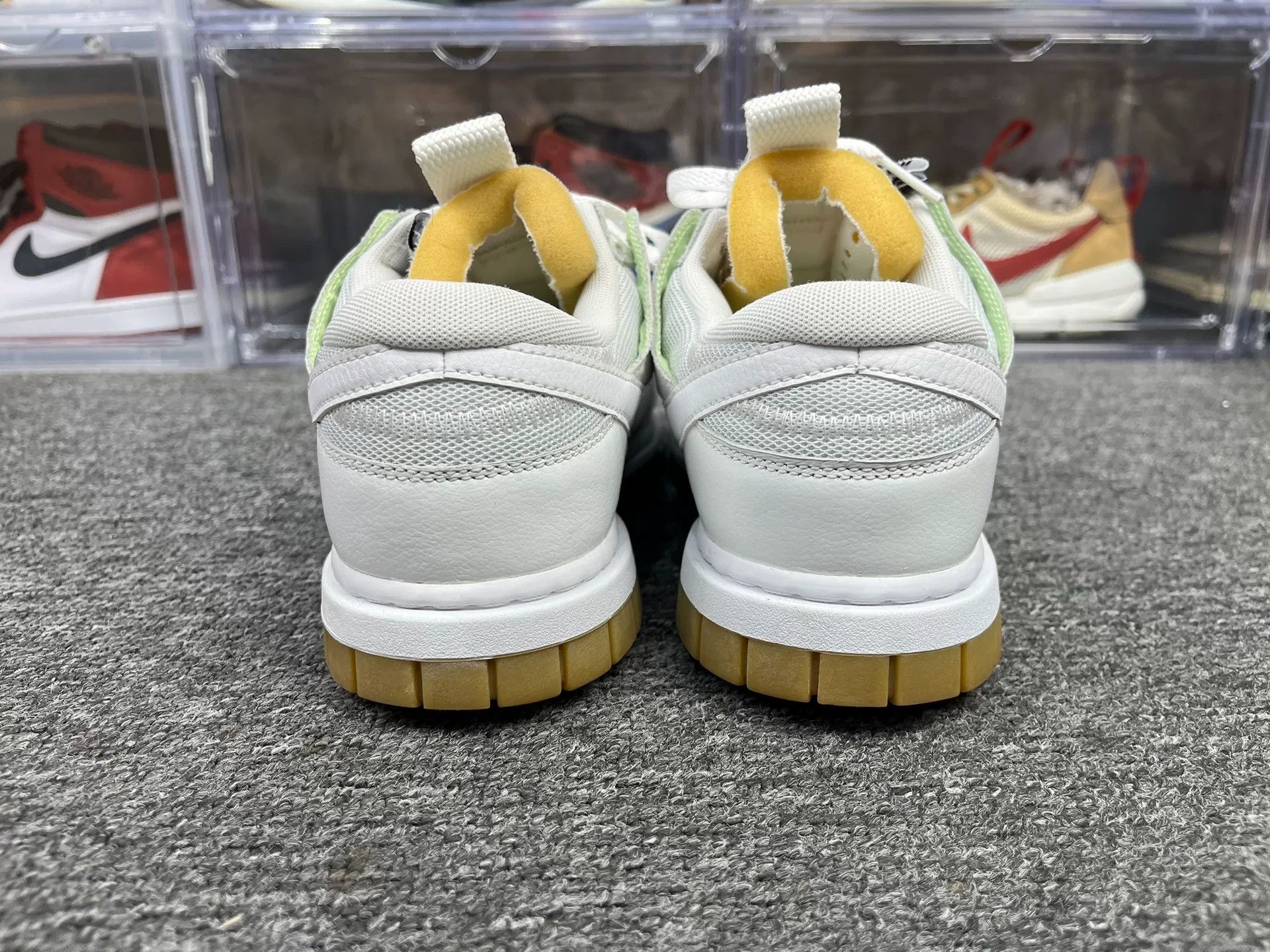 Nike Nike DUNK White Lowtop Sneakers 10 Men Size US 10 / EU 43 - 5 Thumbnail