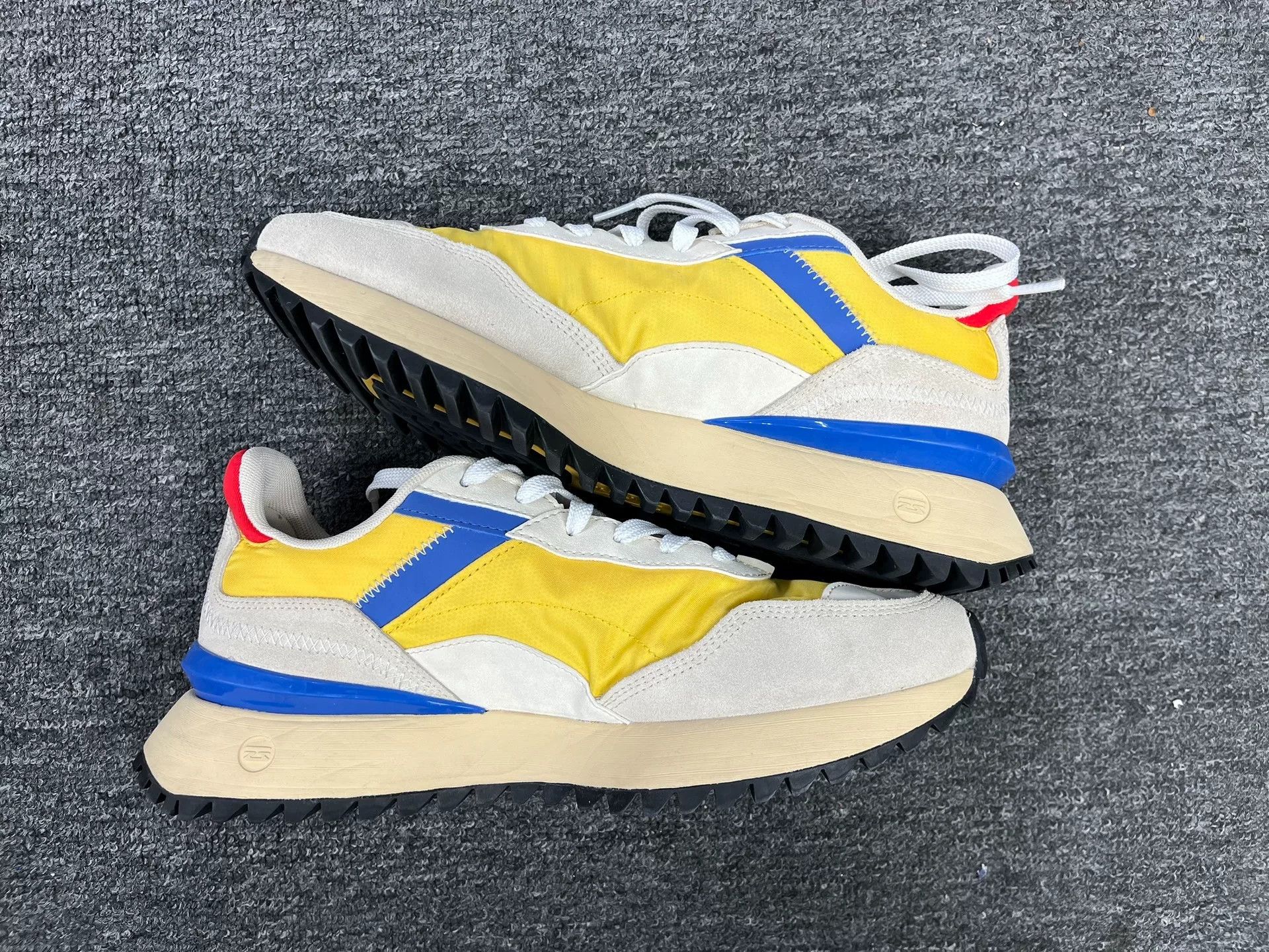 Li-Ning Li-Ning Casual Yellow Lowtop Sneakers 10 Men Size US 10 / EU 43 - 3 Thumbnail