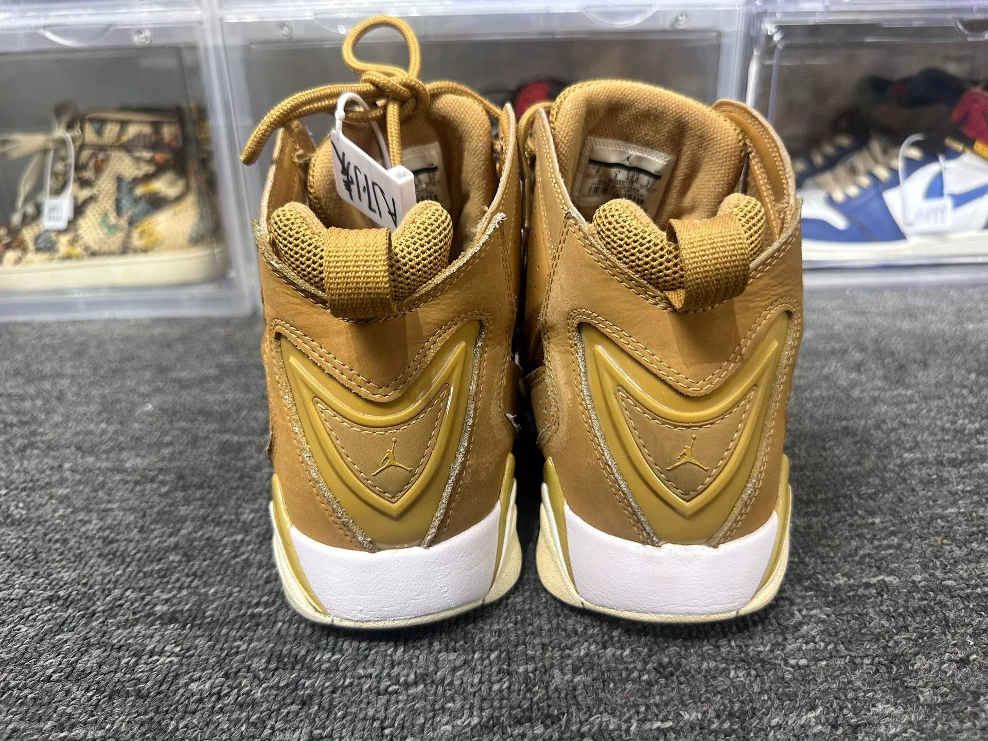Nike Nike AIR JORDAN Lowtop Sneakers 9 Men Size US 9 / EU 42 - 5 Thumbnail