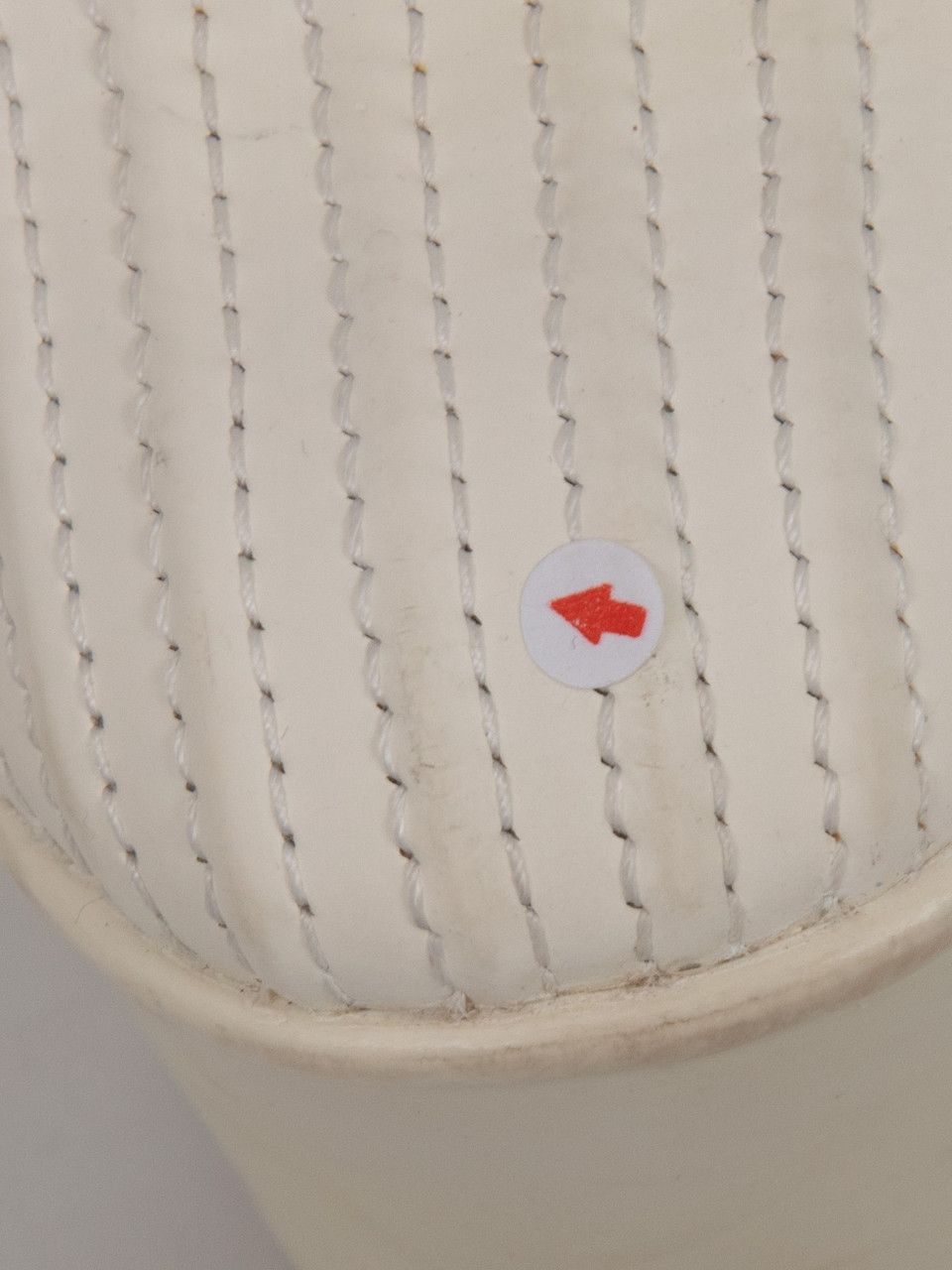 Louis Vuitton White Leather Perforated Wedges Size US 7.5 / IT 37.5 - 15 Thumbnail