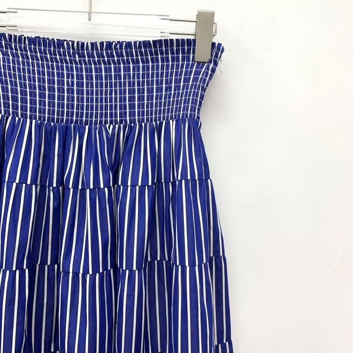 Prada Prada Blue Striped Cotton Pleated Skirt Size 40" / US 18 - 3 Thumbnail