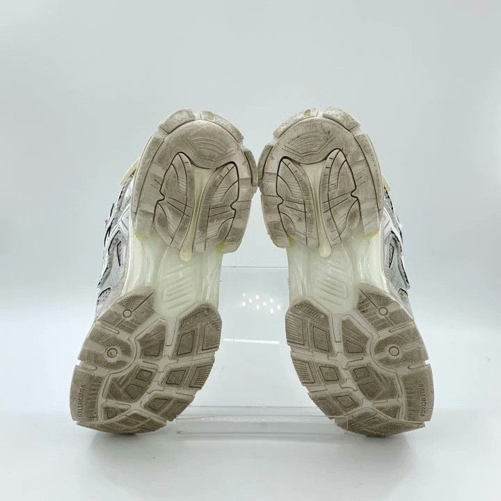 Balenciaga Balenciaga Runner Gray Distressed Sneakers 38 Size US 7 / IT 37 - 5 Thumbnail