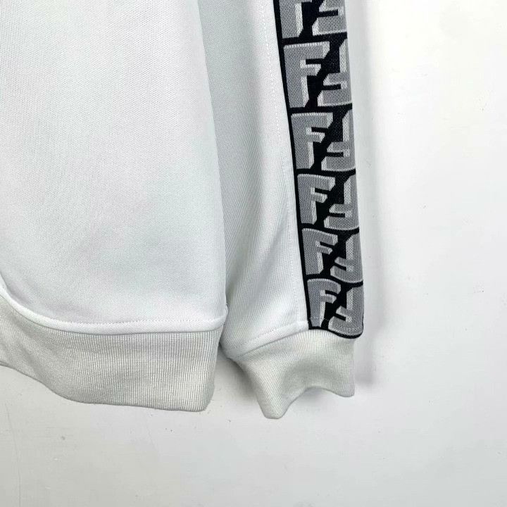 Fendi Fendi White Side Logo Crewneck Sweatshirt Size XS / US 0-2 / IT 36-38 - 5 Thumbnail