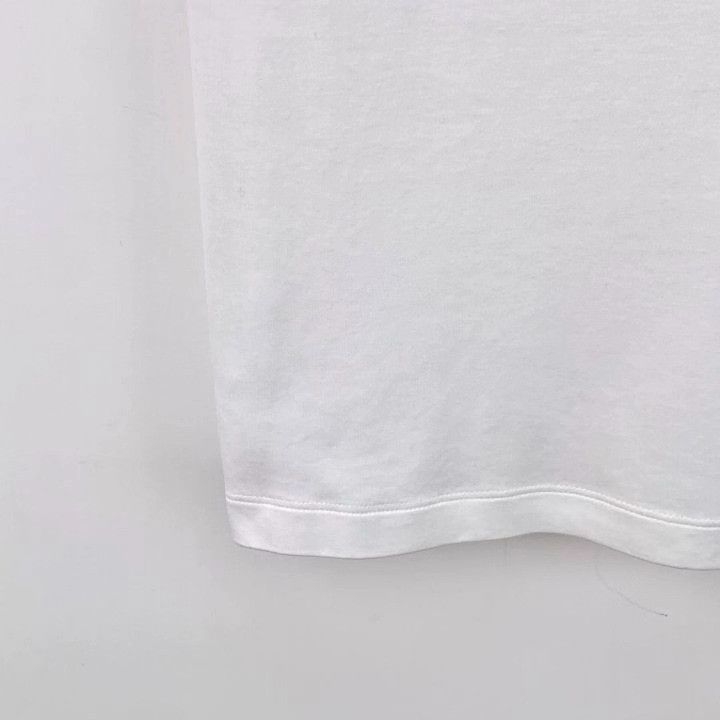 Louis Vuitton Louis Vuitton 2022 White Chain Badge T-shirt Size L / US 10 / IT 46 - 5 Thumbnail