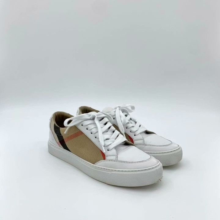 Burberry Burberry House White Check Lace-Up Sneakers Size US 5 / IT 35 - 2 Thumbnail