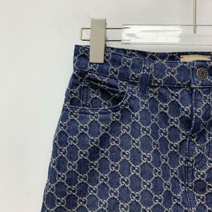 Gucci Gucci Logo Jacquard Denim Skirt Size 38" / US 16 / IT 52 - 3 Thumbnail