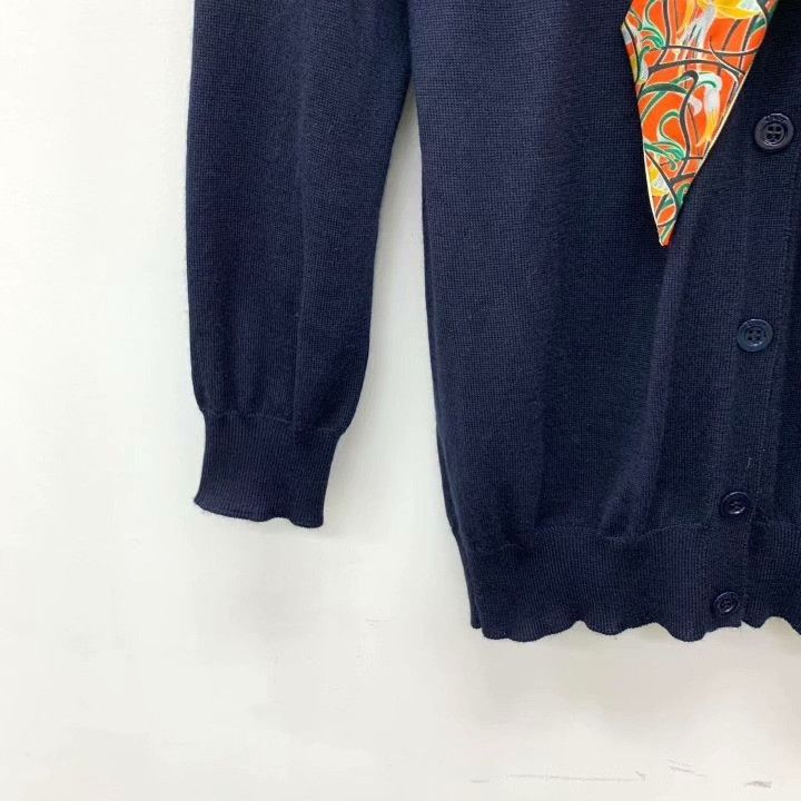 Dior Dior Cashmere V-neck Bow Cardigan Size S / US 4 / IT 40 - 4 Thumbnail