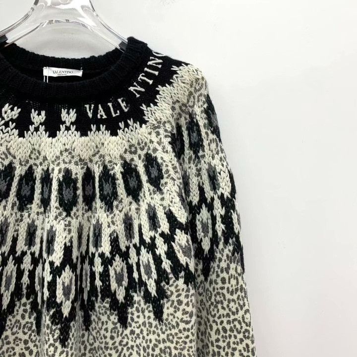 Valentino Valentino Leopard Print Knit Sweater Size S / US 4 / IT 40 - 3 Thumbnail