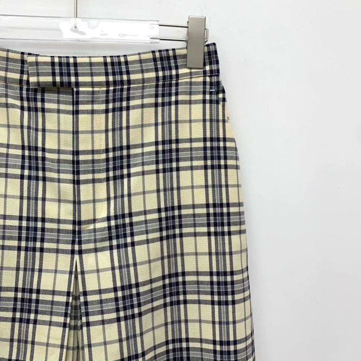 Gucci Gucci Plaid Wool Pleated Cropped Pants Size 38" / US 16 / IT 52 - 3 Thumbnail