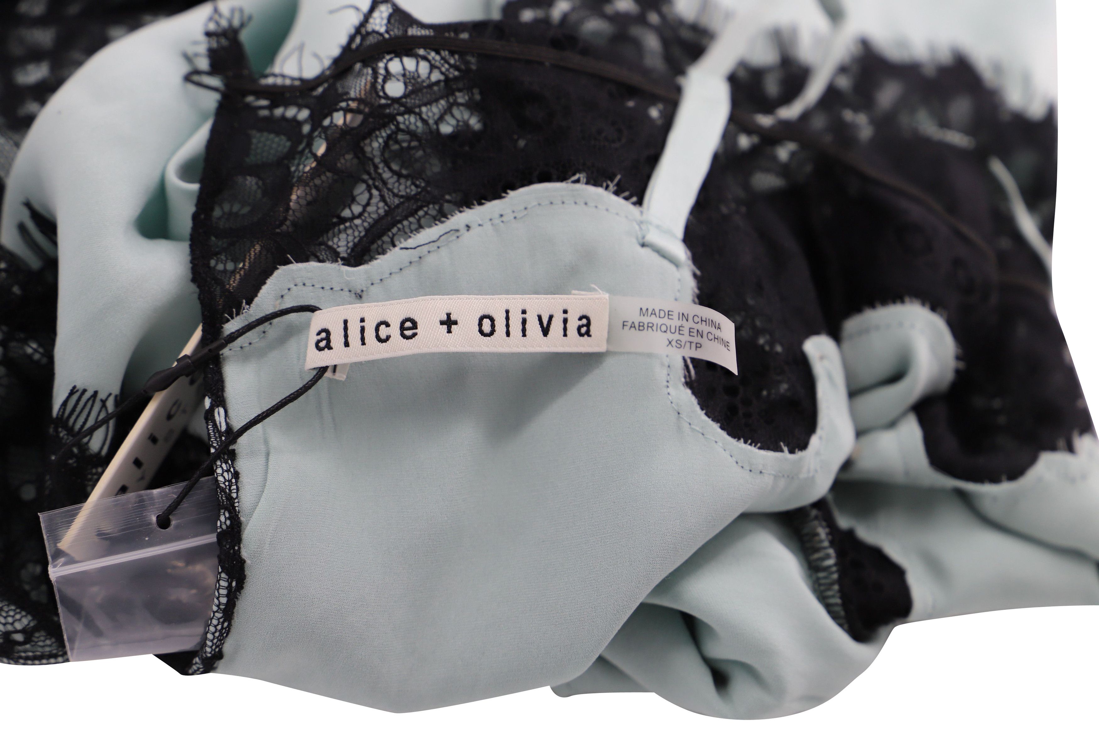 Alice + Olivia Alice & Olivia Cold Shoulder Lace Top in Mint Green Silk Size XS / US 0-2 / IT 36-38 - 4 Thumbnail
