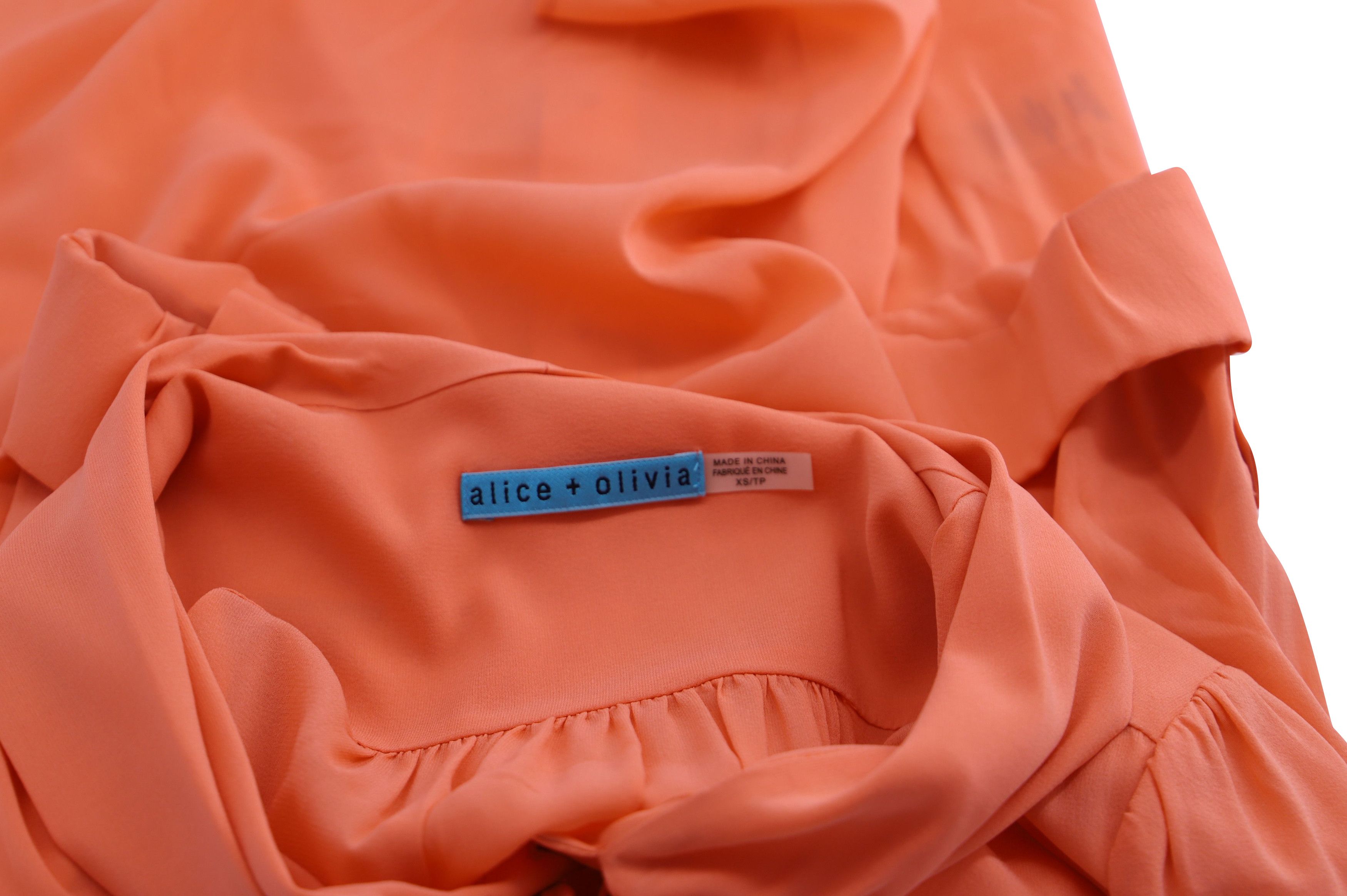 Alice + Olivia Alice & Olivia Berta Pussy Bow Top in Orange Silk Size XS / US 0-2 / IT 36-38 - 4 Thumbnail