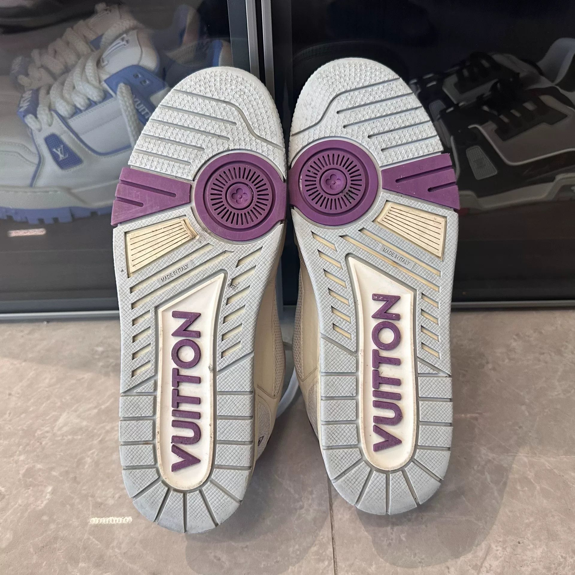 Louis Vuitton Louis Vuitton Training White Lowtop Sneakers 9 Men Size US 9 / EU 42 - 6 Thumbnail