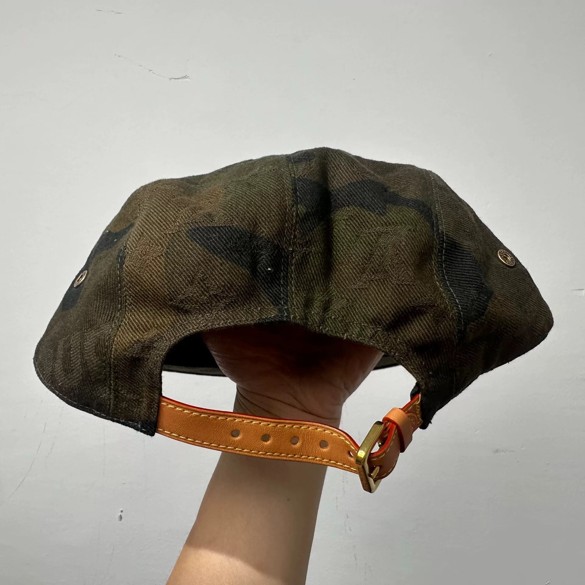 Louis Vuitton Louis Vuitton Collab Hat one size Men Size ONE SIZE - 2 Thumbnail