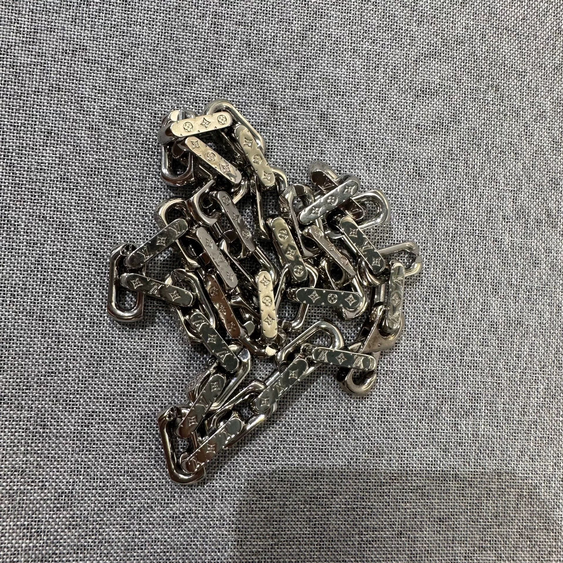 Louis Vuitton Louis Vuitton Necklace OS Women Size ONE SIZE - 2 Thumbnail