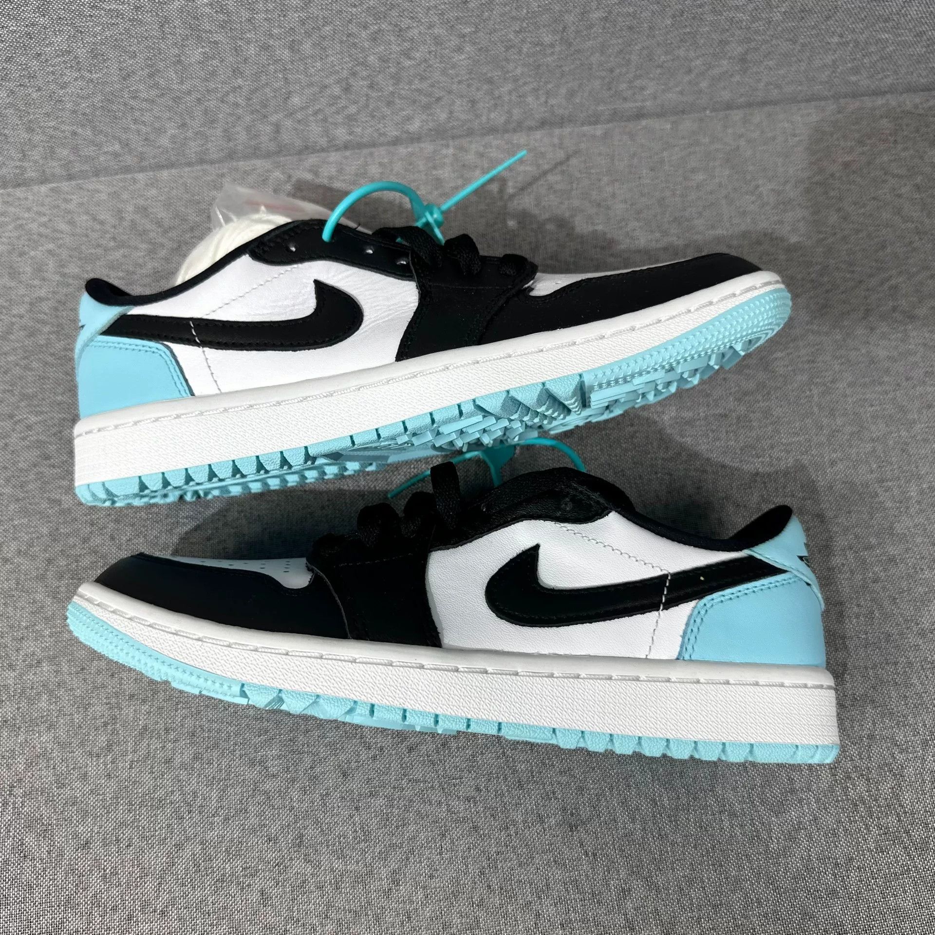 Nike Nike AIR JORDAN Blue Lowtop Sneakers 5.5 Men Size US 5.5 / EU 38 - 2 Thumbnail