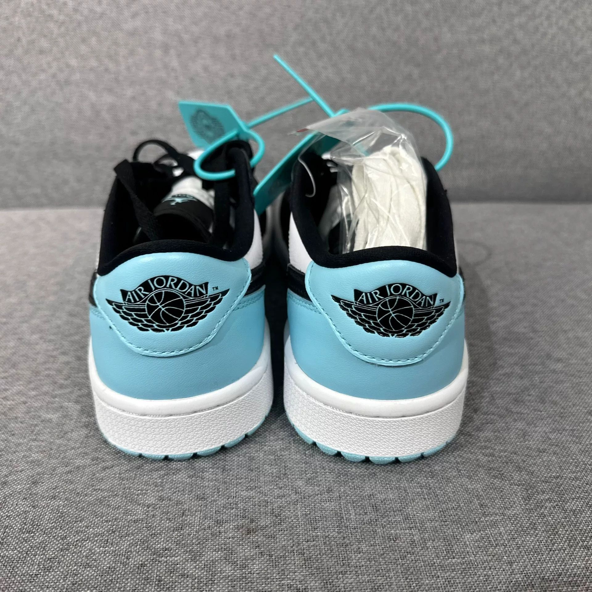 Nike Nike AIR JORDAN Blue Lowtop Sneakers 5.5 Men Size US 5.5 / EU 38 - 5 Thumbnail