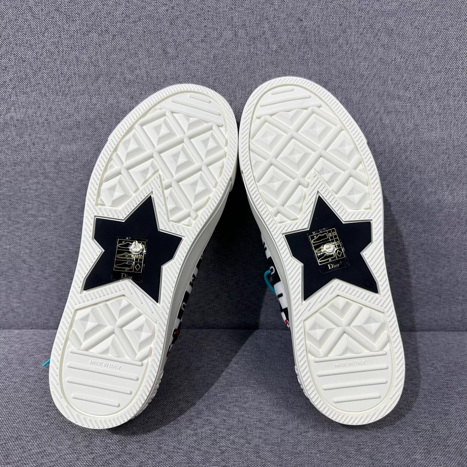Dior Dior Lowtop Sneakers us_7 Women Size US 7 / IT 37 - 6 Thumbnail