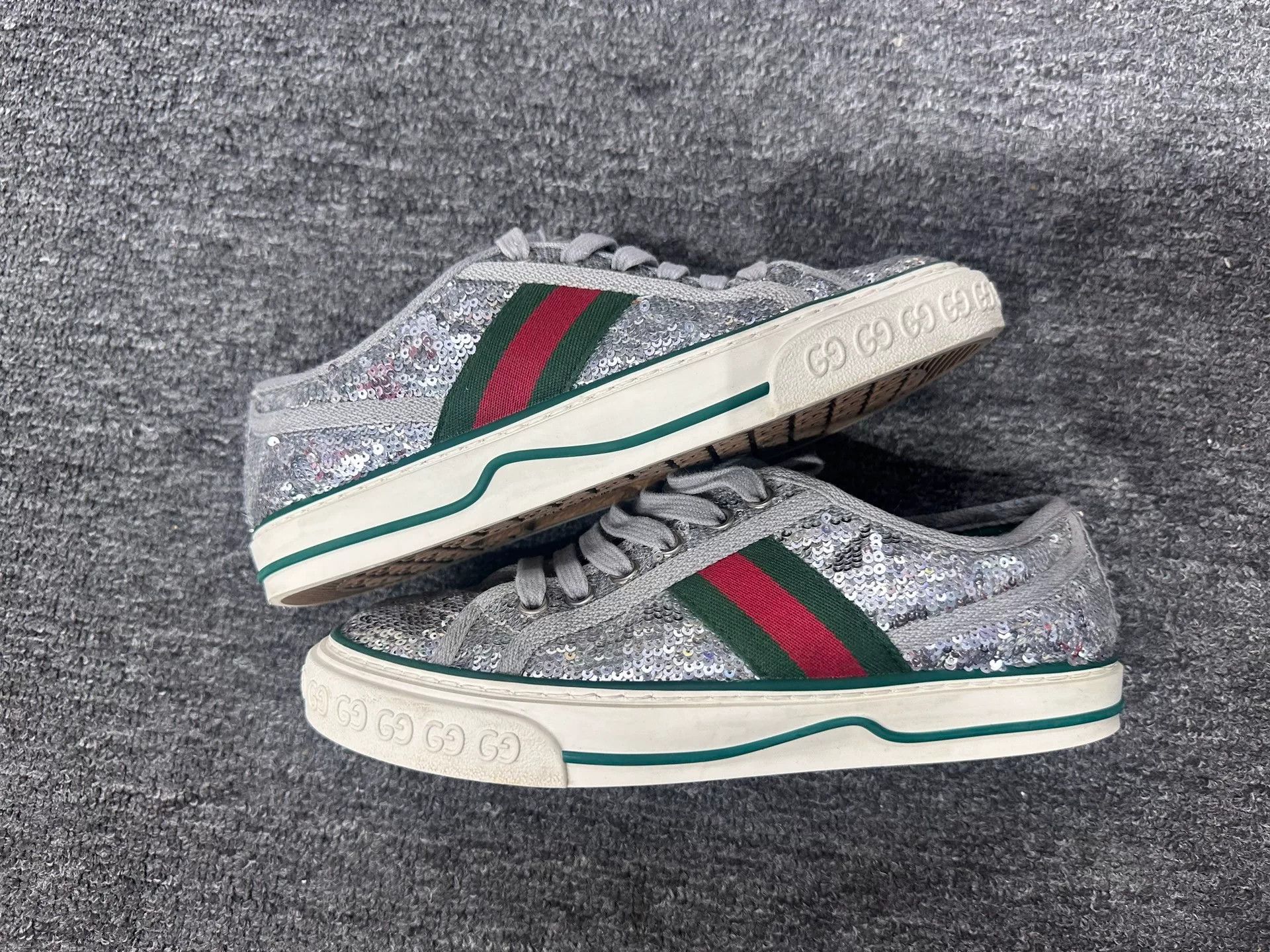 Gucci Gucci Lowtop Sneakers 10 Men Size US 10 / EU 43 - 2 Thumbnail