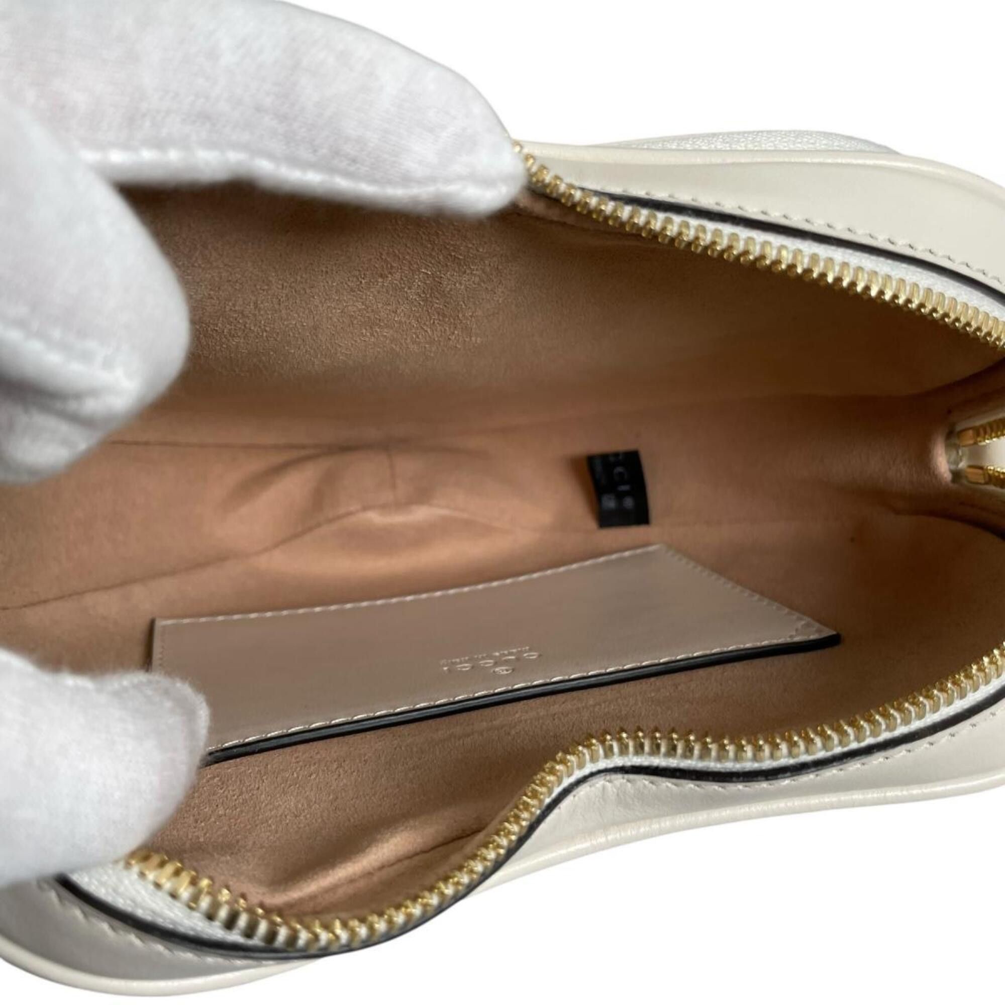 Gucci Gucci shoulder bag, heart chain, interlocking G design, leather, 751628, white. Size ONE SIZE - 10 Thumbnail