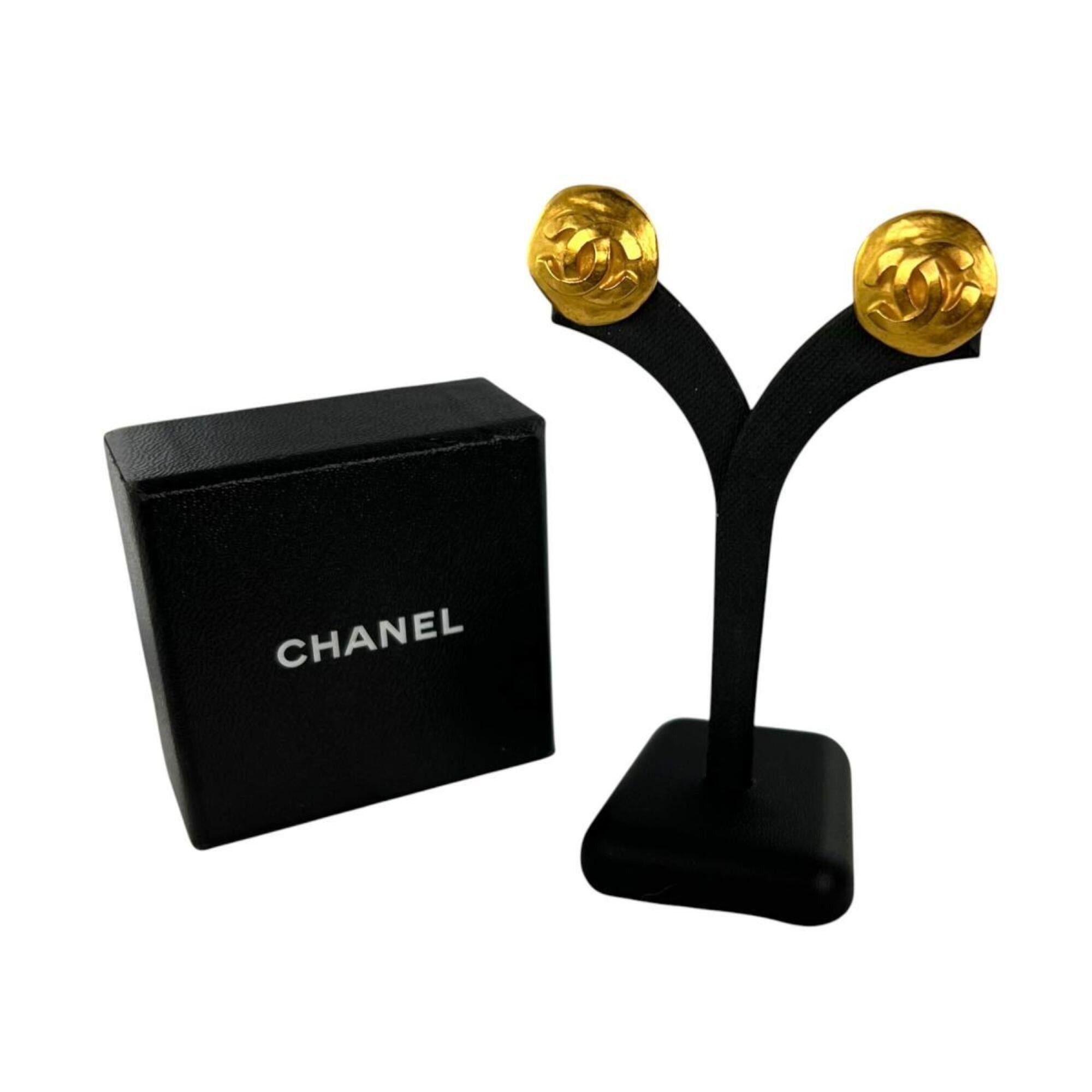 Chanel Chanel earrings, round turnlock style, Coco Mark, GP gold. Size ONE SIZE - 2 Thumbnail